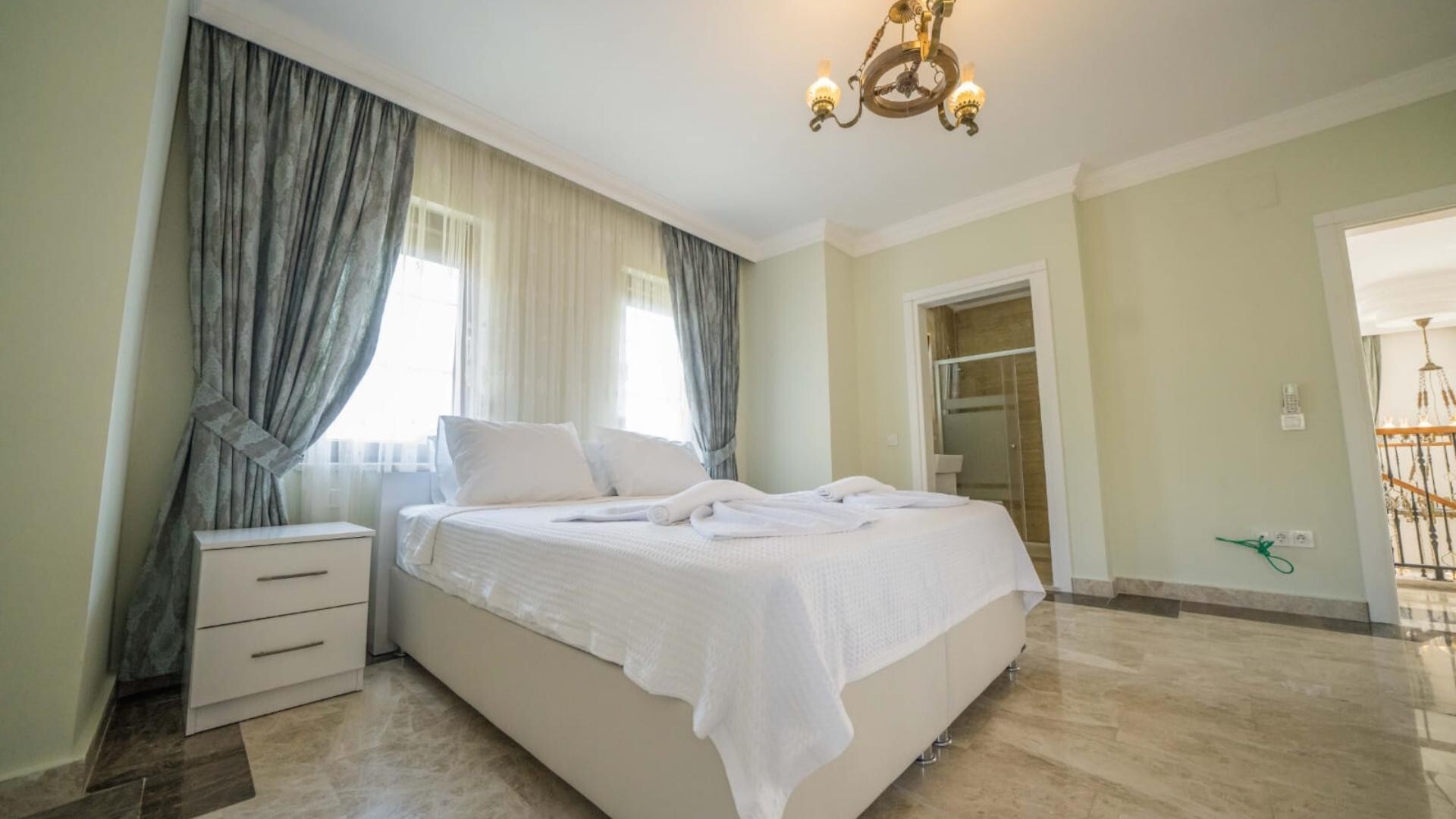 VBK57230 Villa Booking