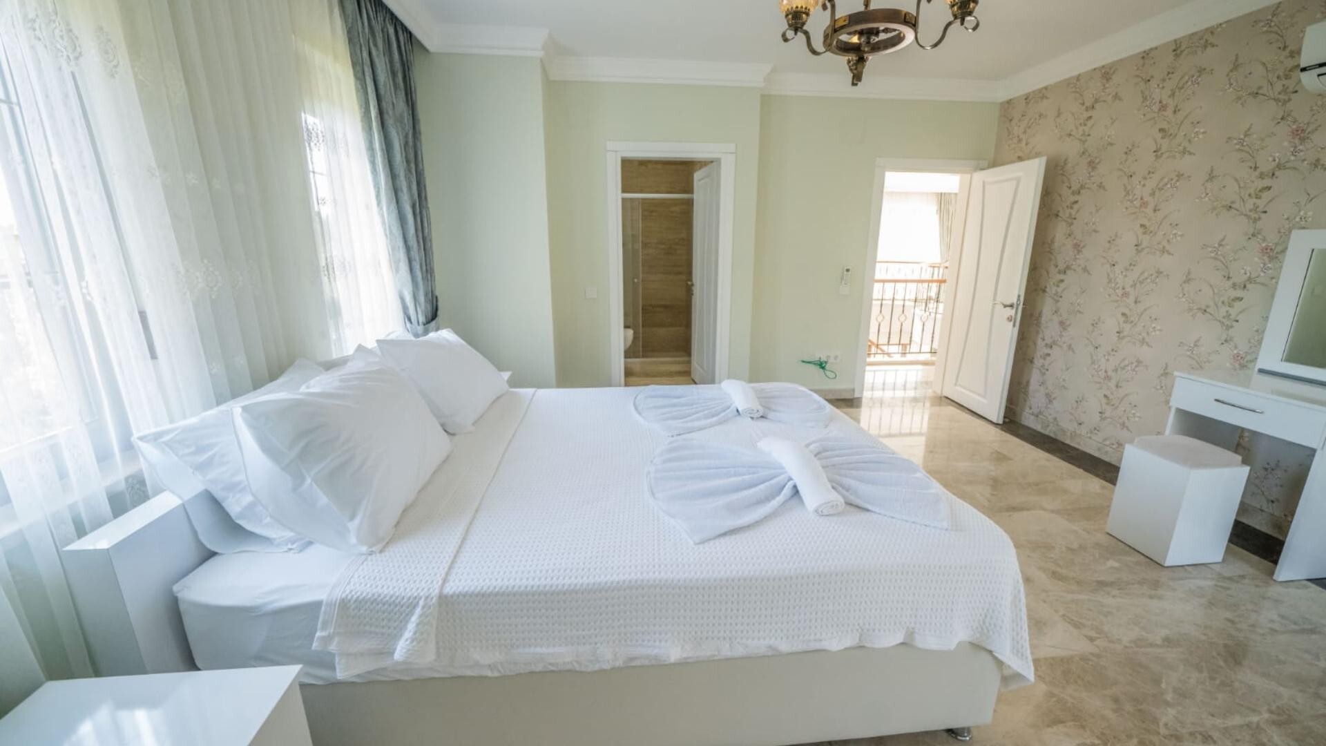 VBK57230 Villa Booking