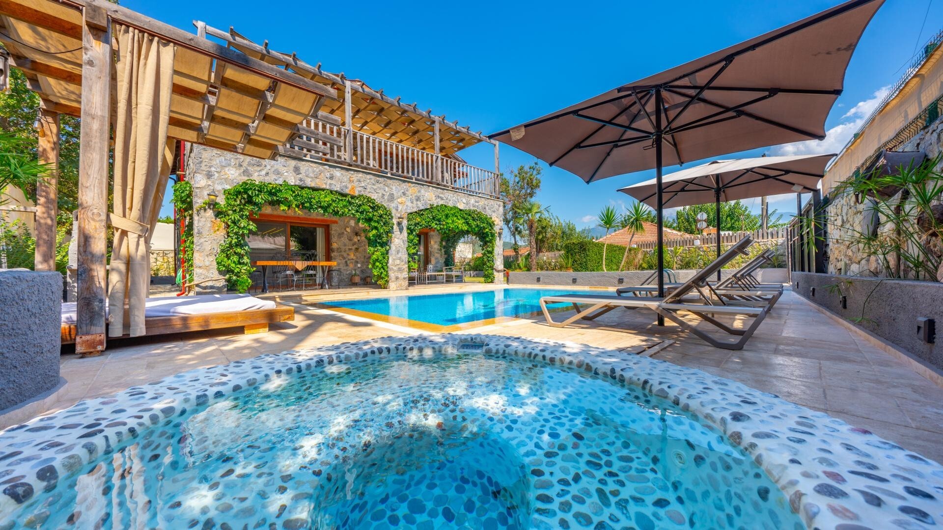 VBK70901 Villa Booking