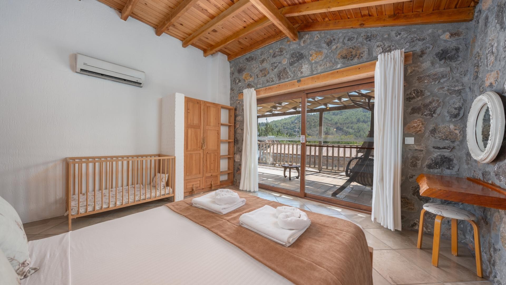 VBK70901 Villa Booking