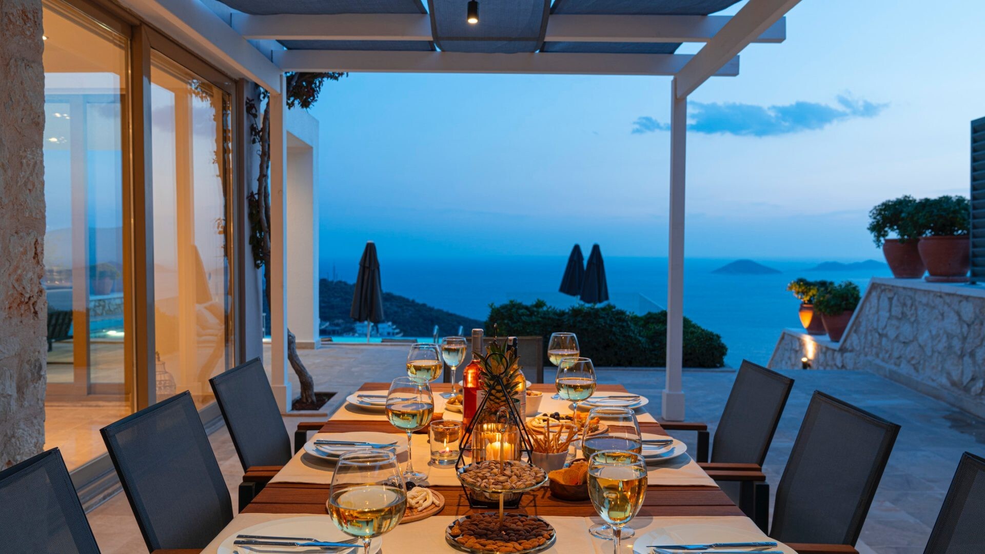 VBK70281 Villa Booking