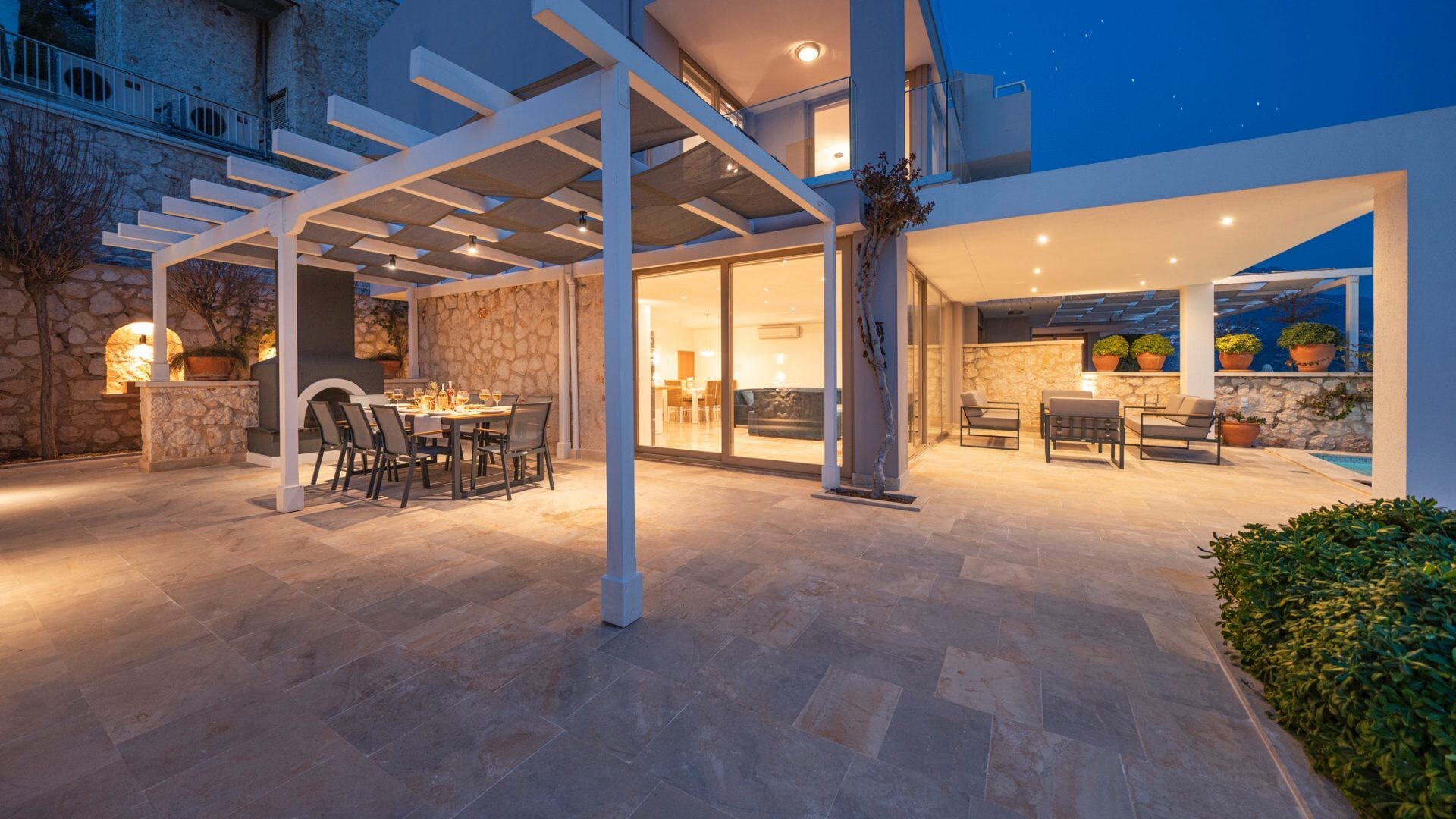 VBK70281 Villa Booking