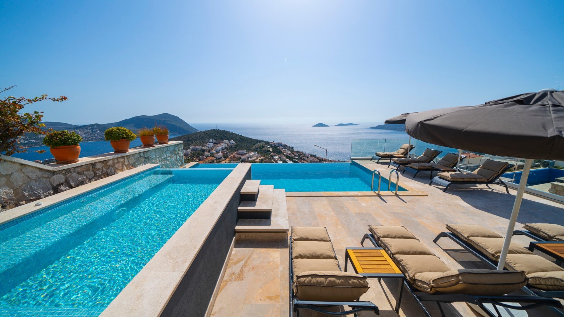 VBK70281 Villa Booking