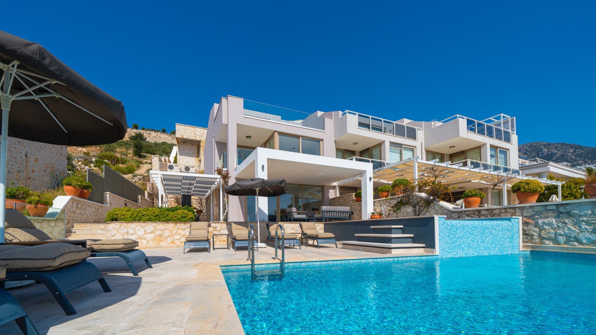 VBK70281 Villa Booking