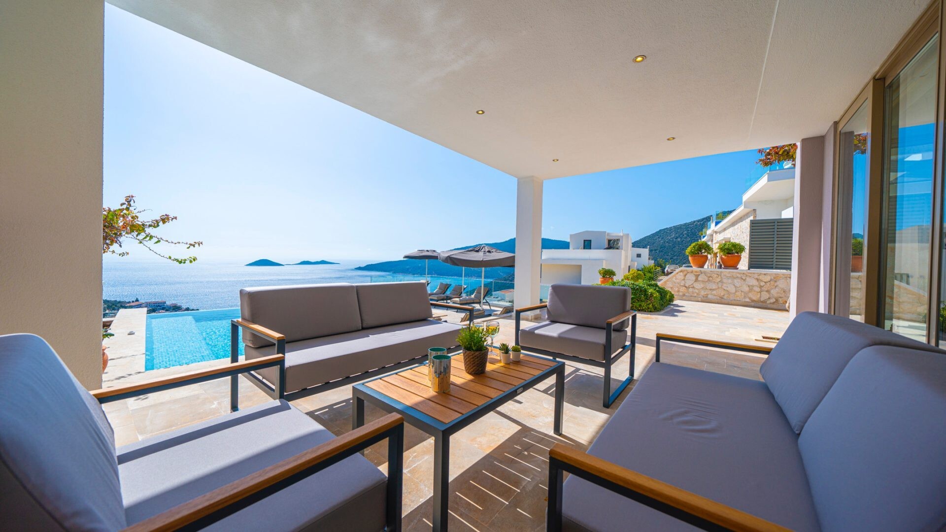 VBK70281 Villa Booking