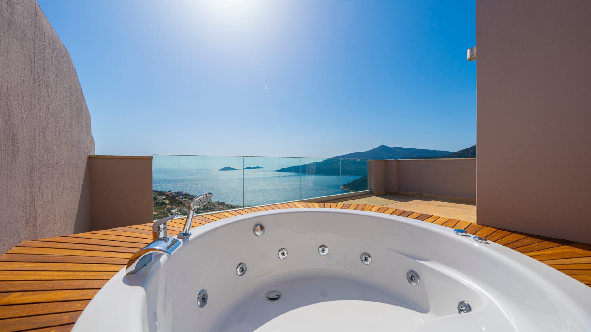 VBK70281 Villa Booking