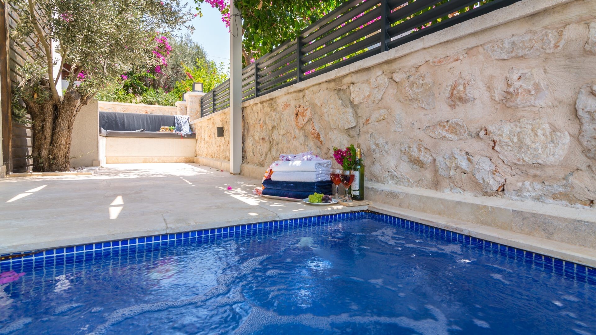 VBK96679 Villa Booking