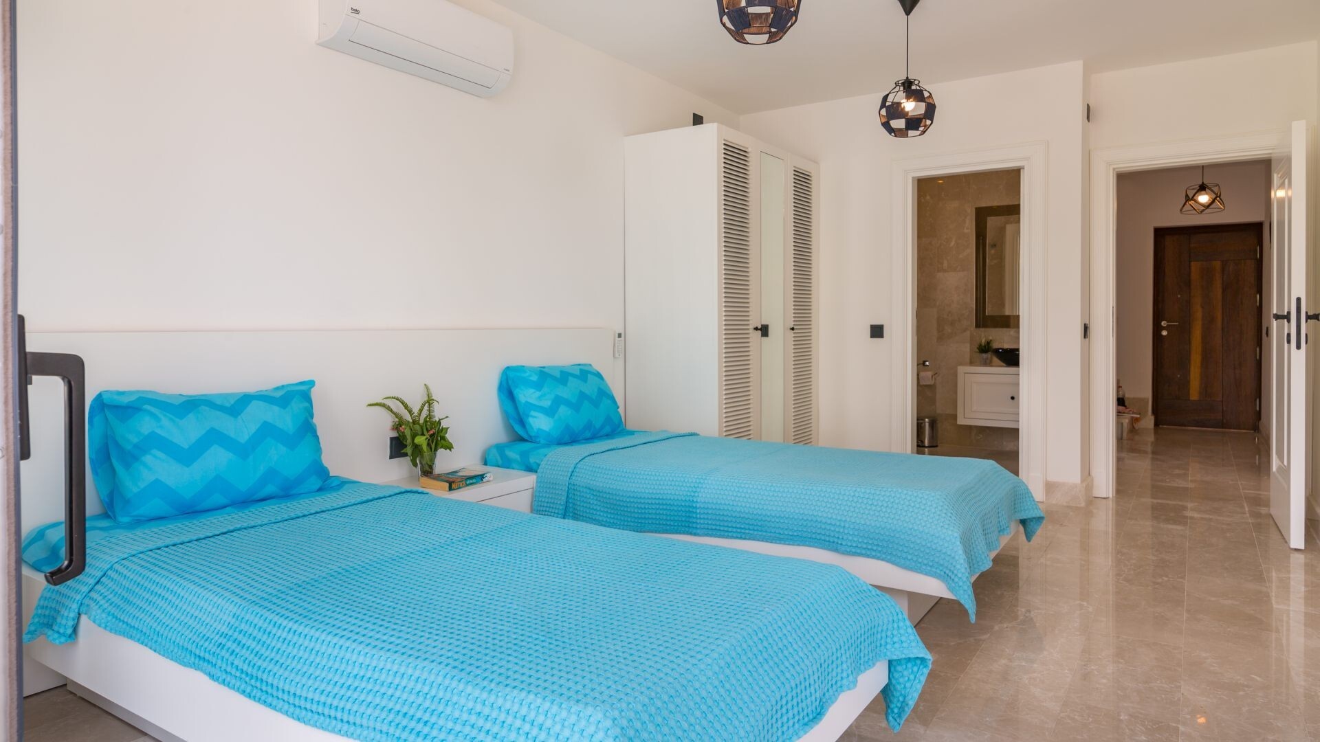 VBK96679 Villa Booking