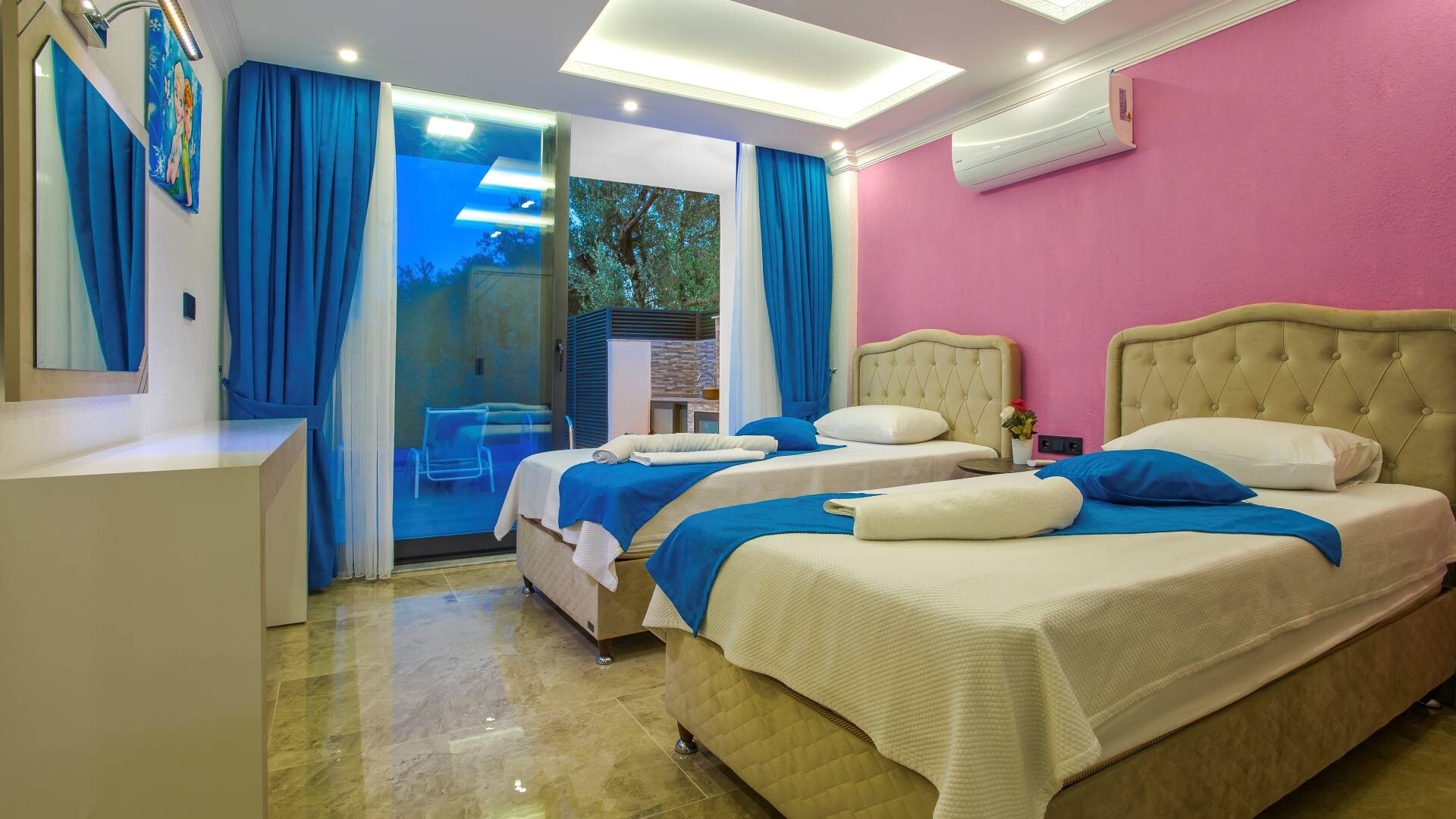 VBK94956 Villa Booking