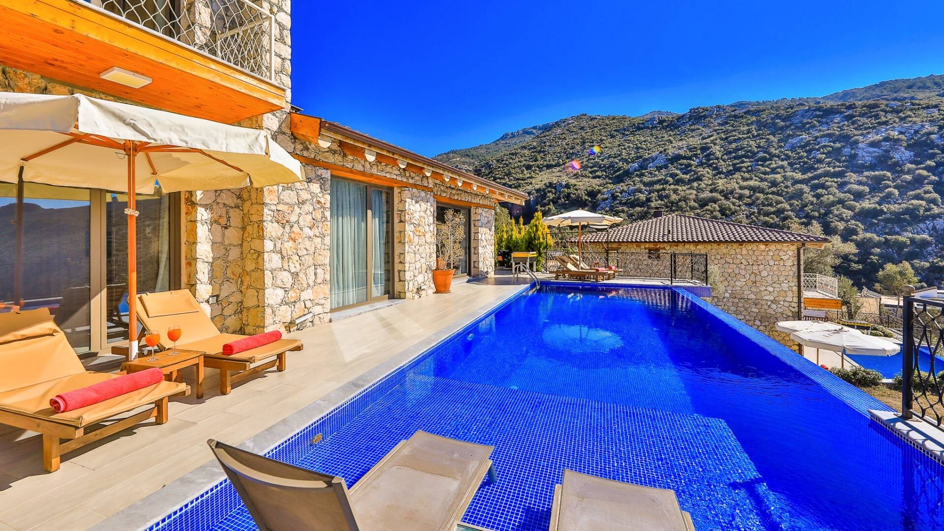 VBK13050 Villa Booking