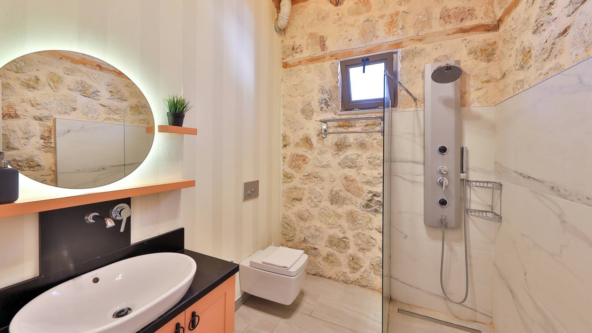 VBK13050 Villa Booking