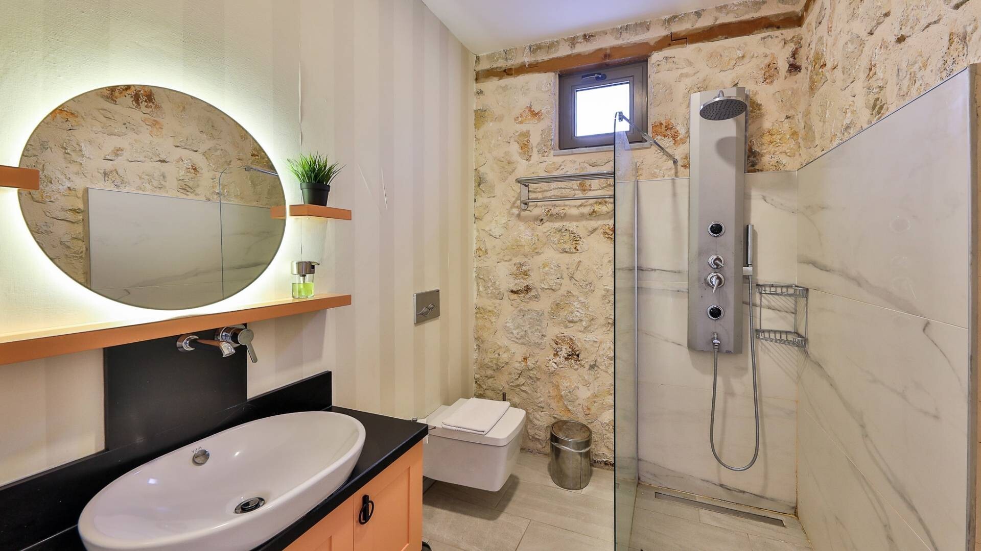 VBK13050 Villa Booking