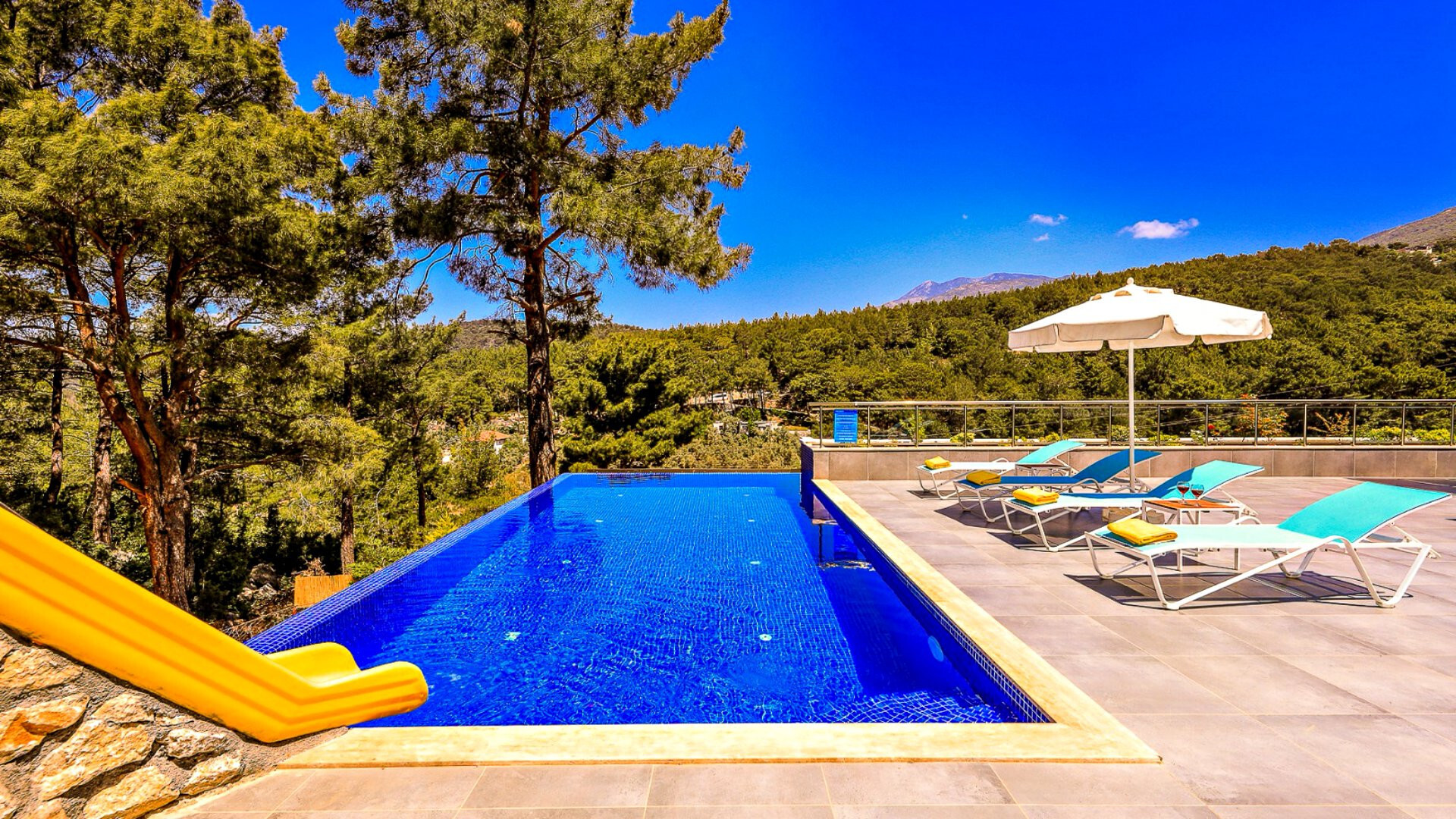 VBK17120 Villa Booking