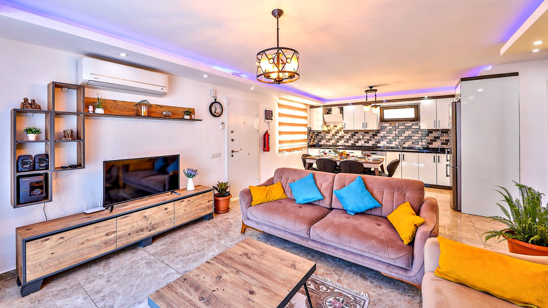 VBK17120 Villa Booking