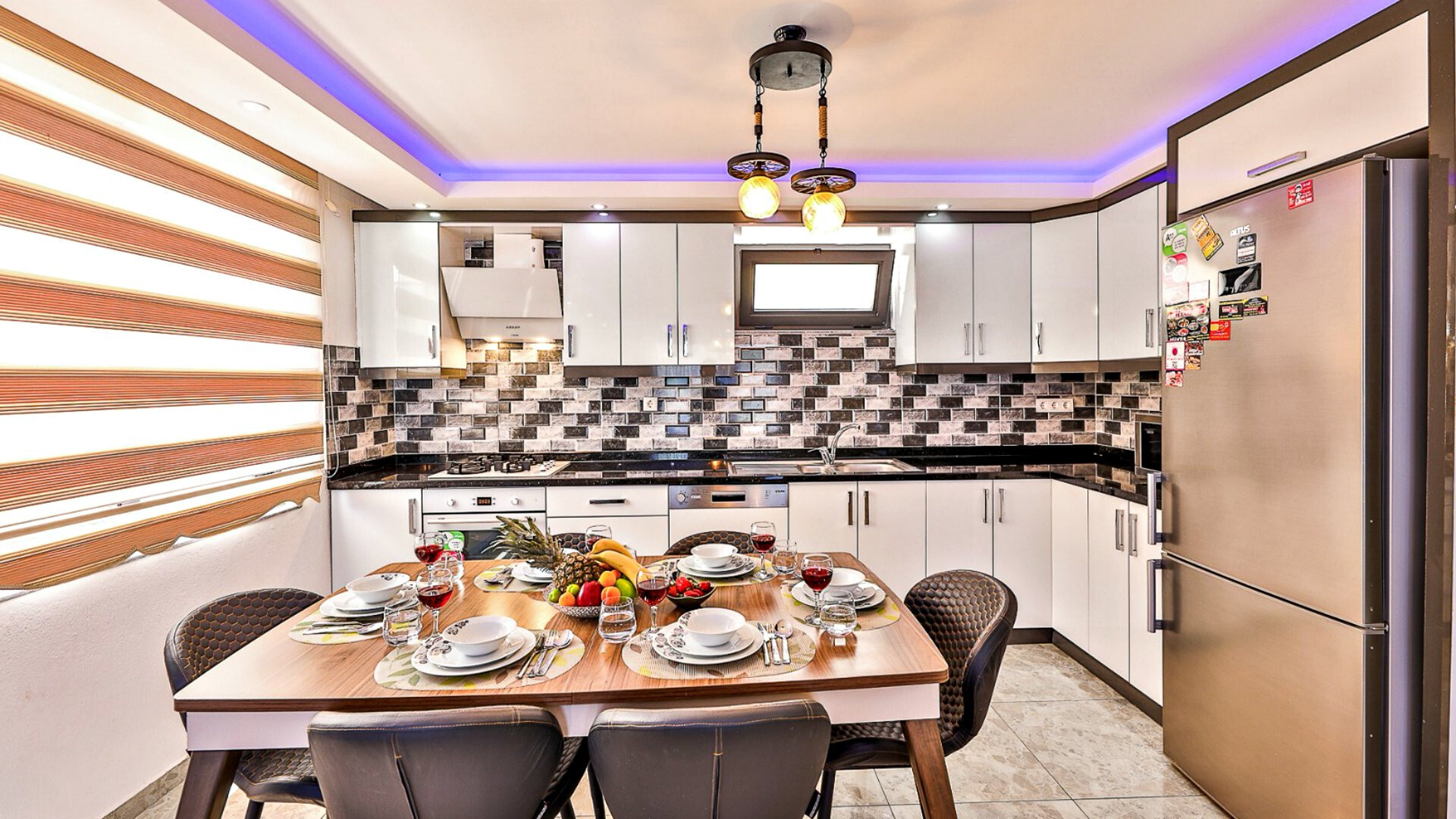 VBK17120 Villa Booking