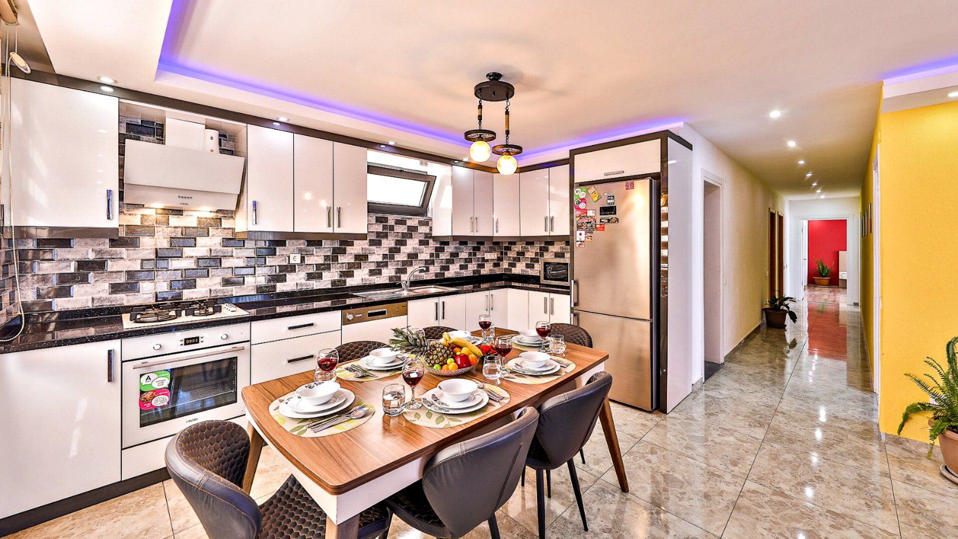 VBK17120 Villa Booking