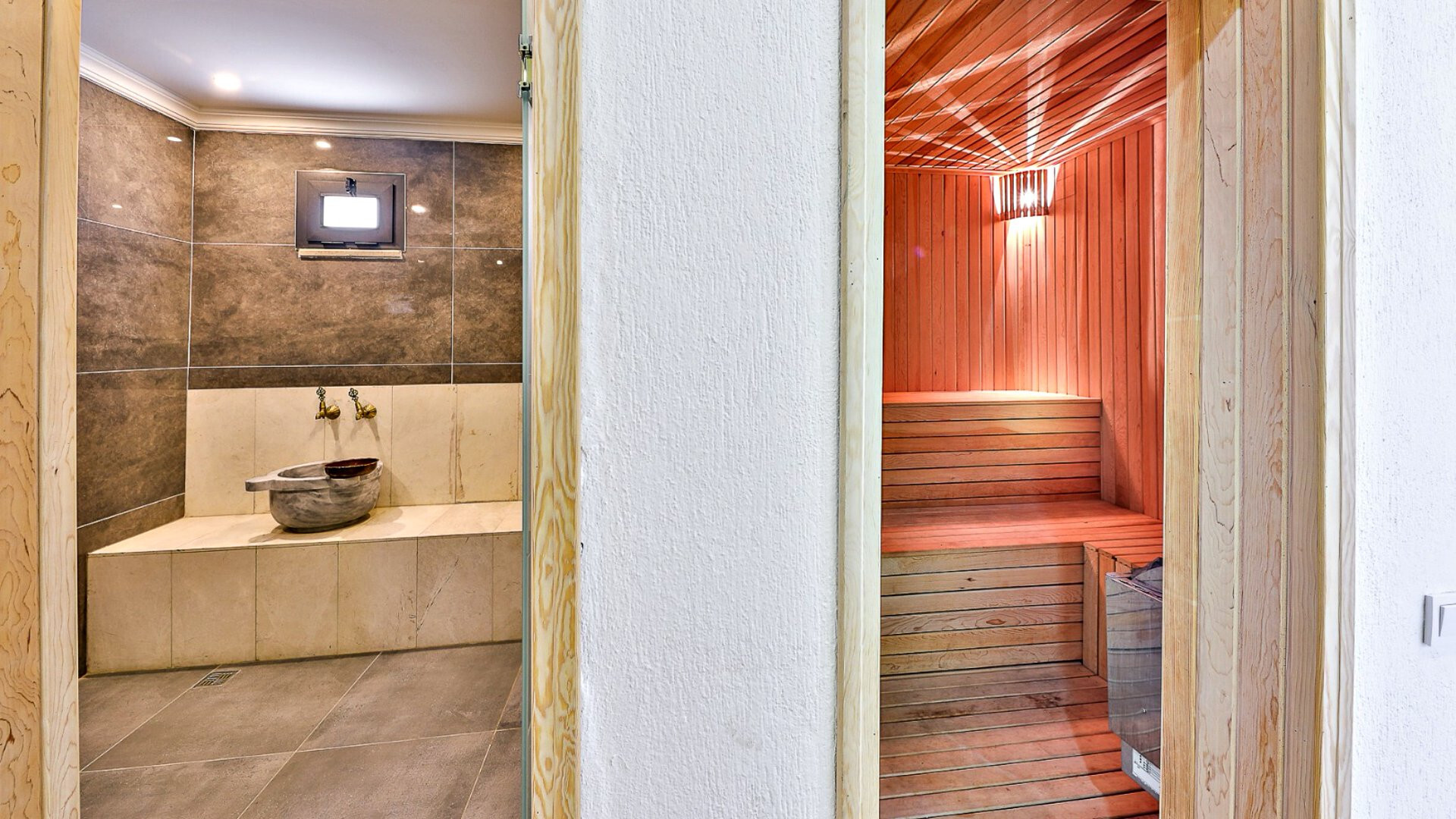 VBK17120 Villa Booking