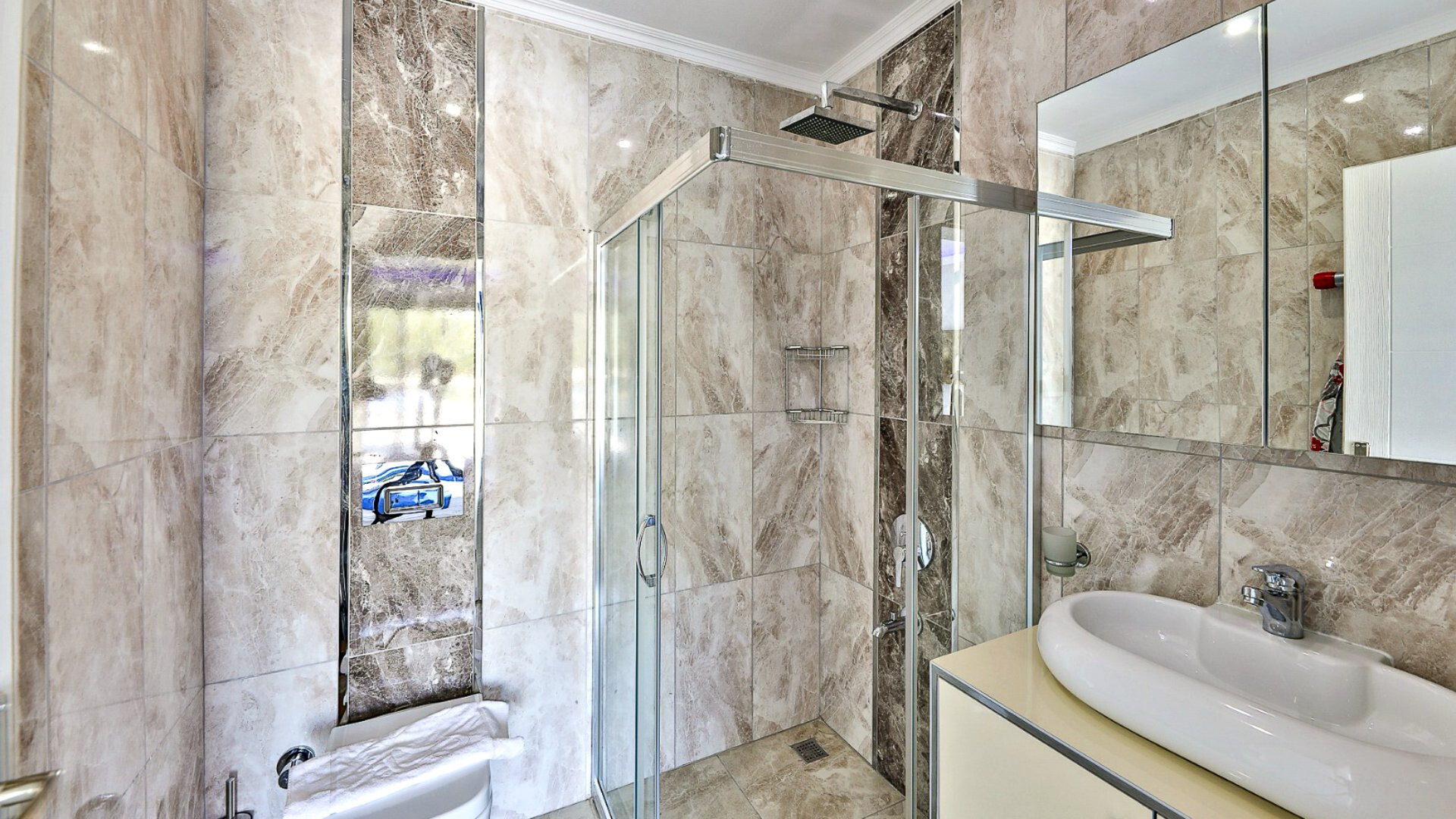 VBK17120 Villa Booking