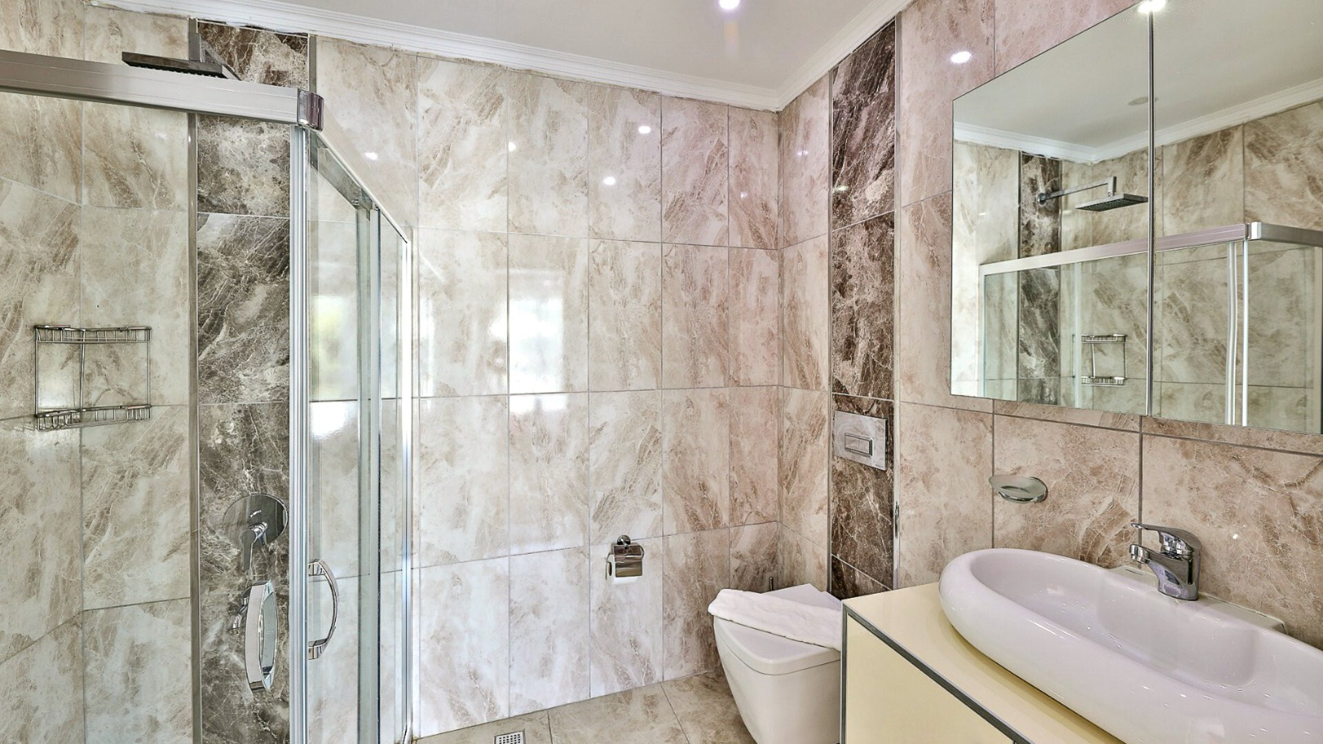 VBK17120 Villa Booking