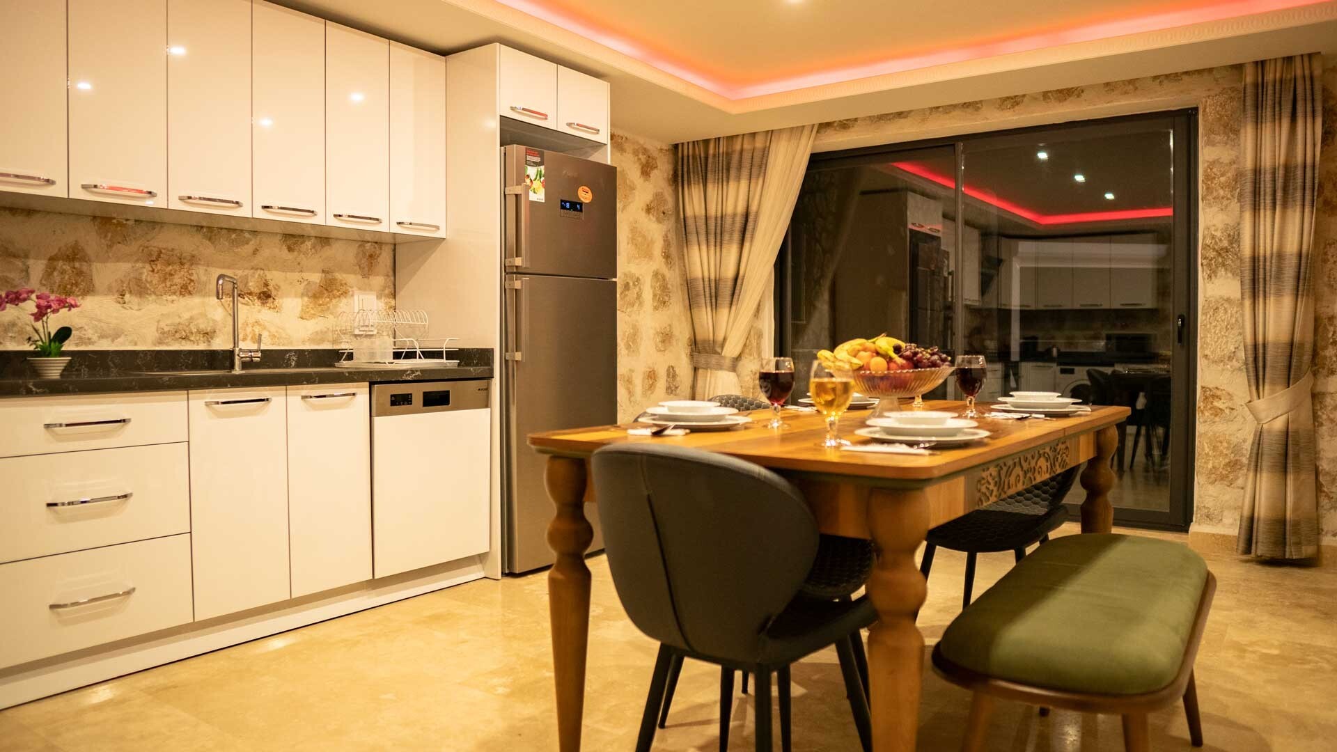 VBK94290 Villa Booking