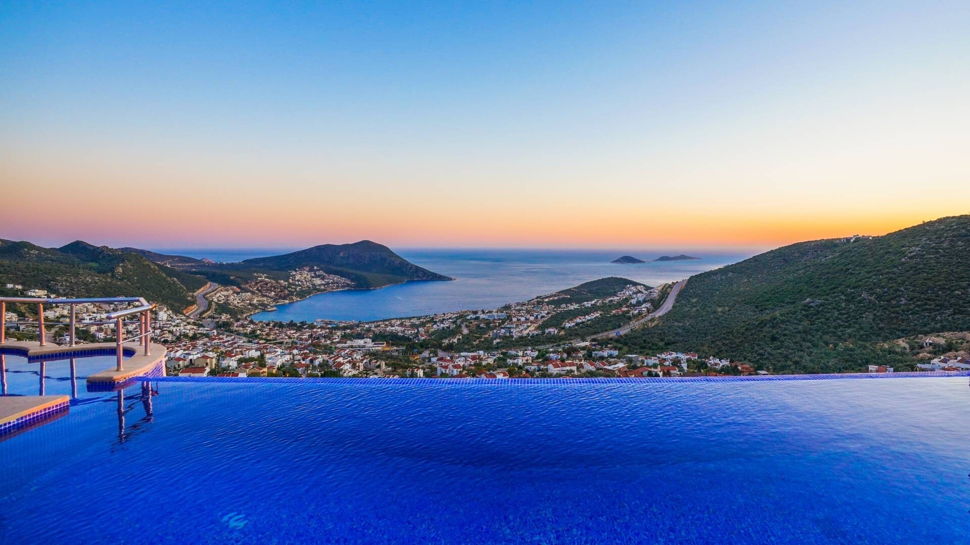 VBK32190 Villa Booking