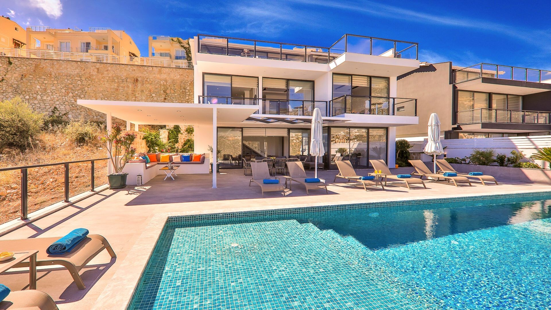 VBK26408 Villa Booking