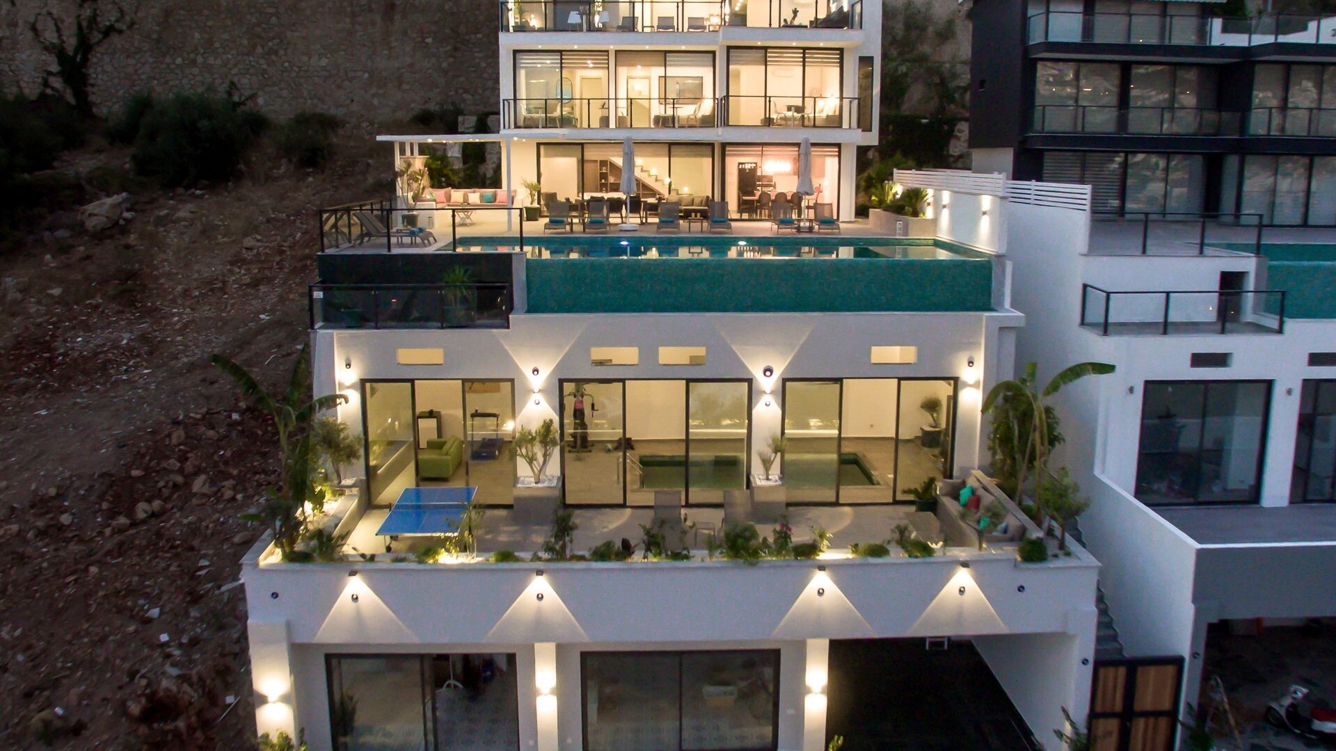 VBK26408 Villa Booking