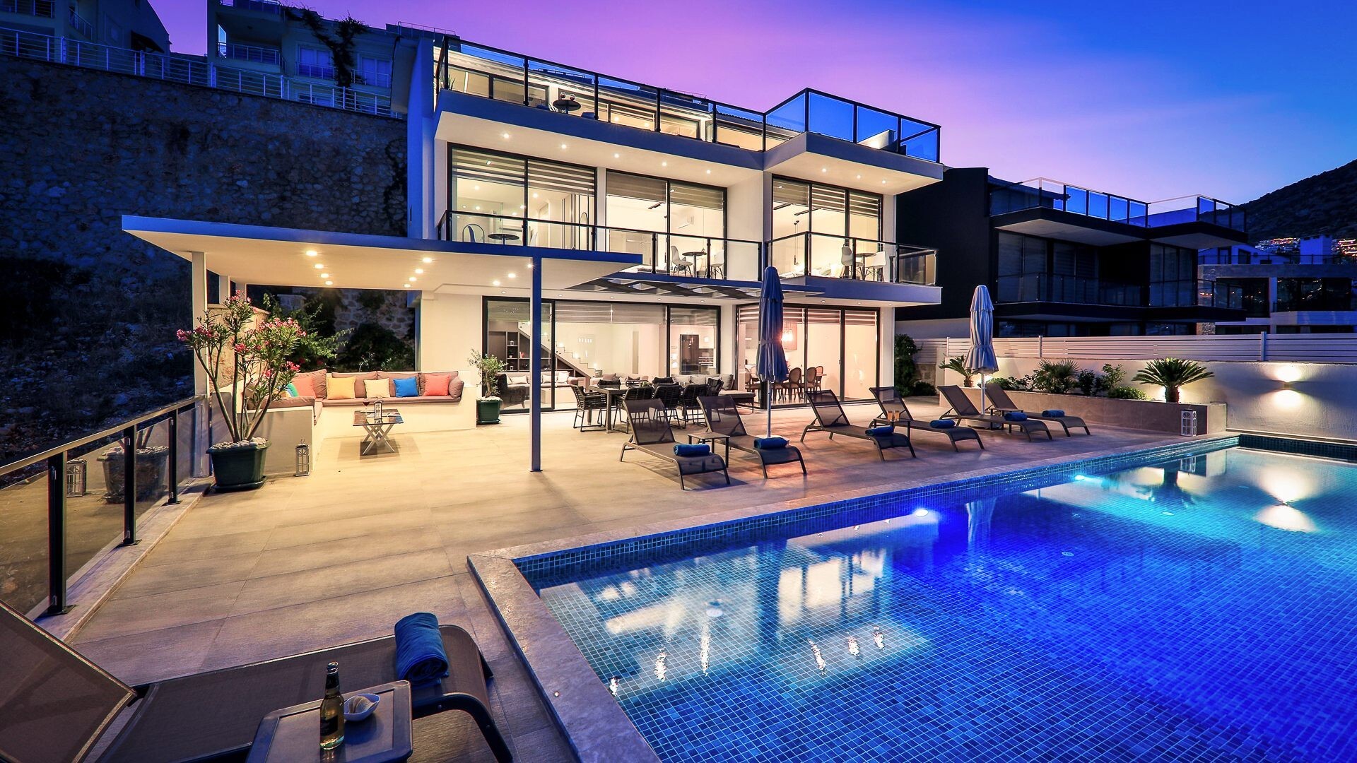 VBK26408 Villa Booking