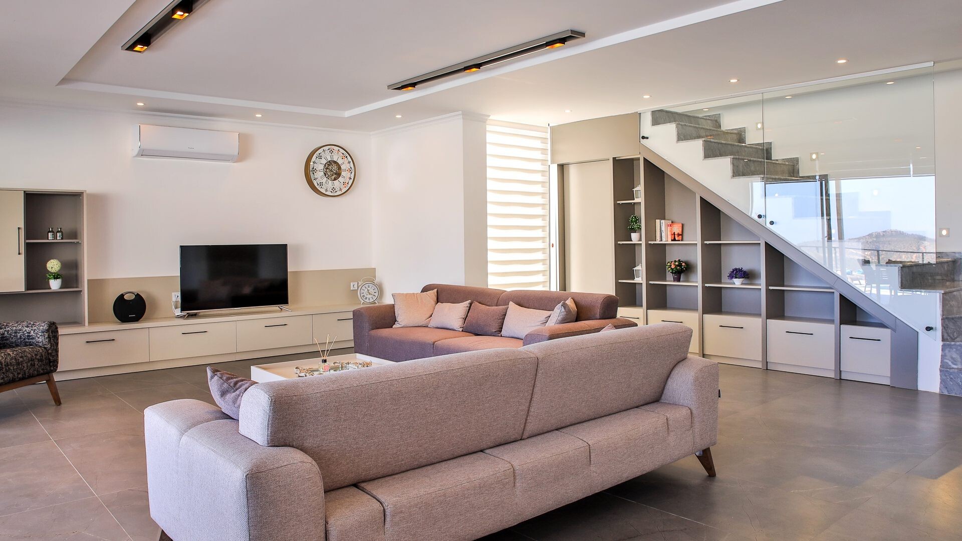 VBK26408 Villa Booking