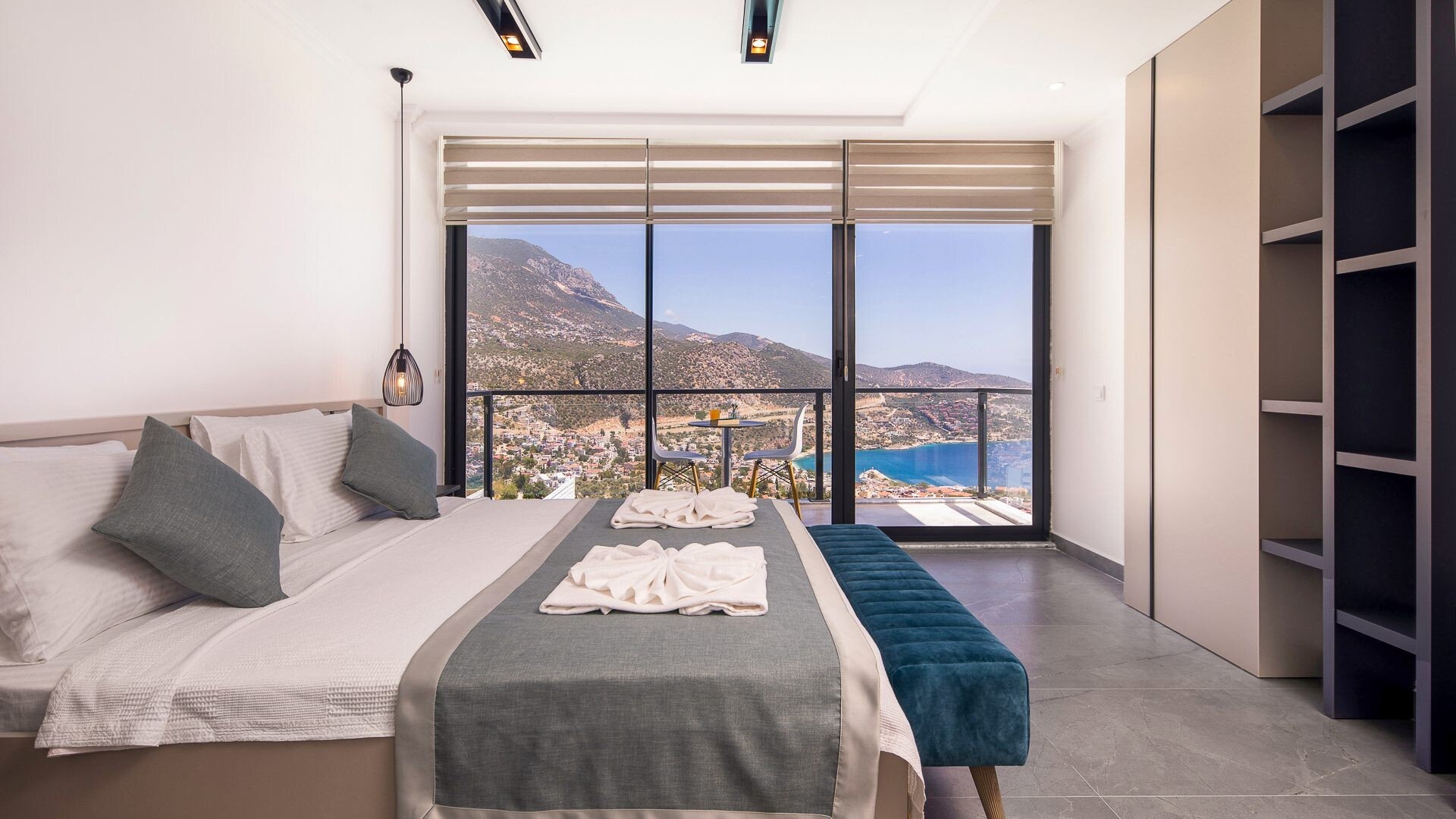 VBK26408 Villa Booking