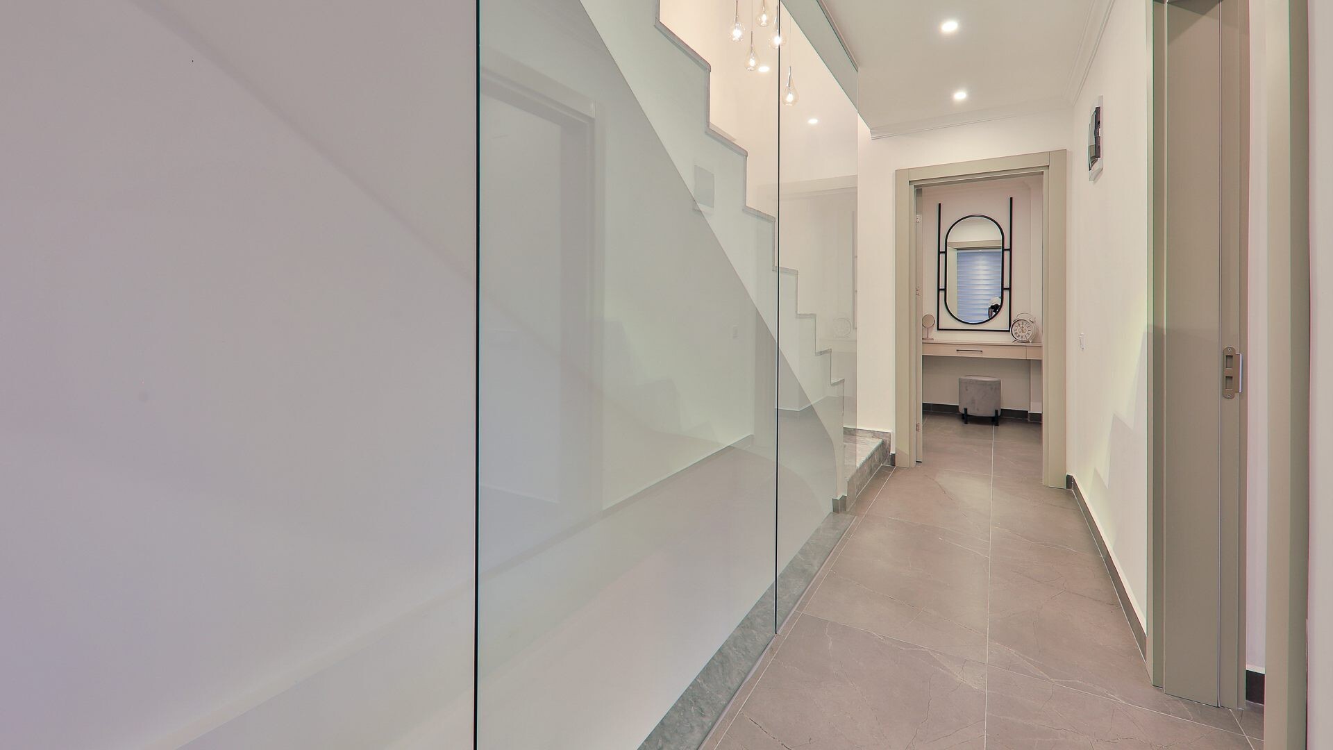 VBK26408 Villa Booking