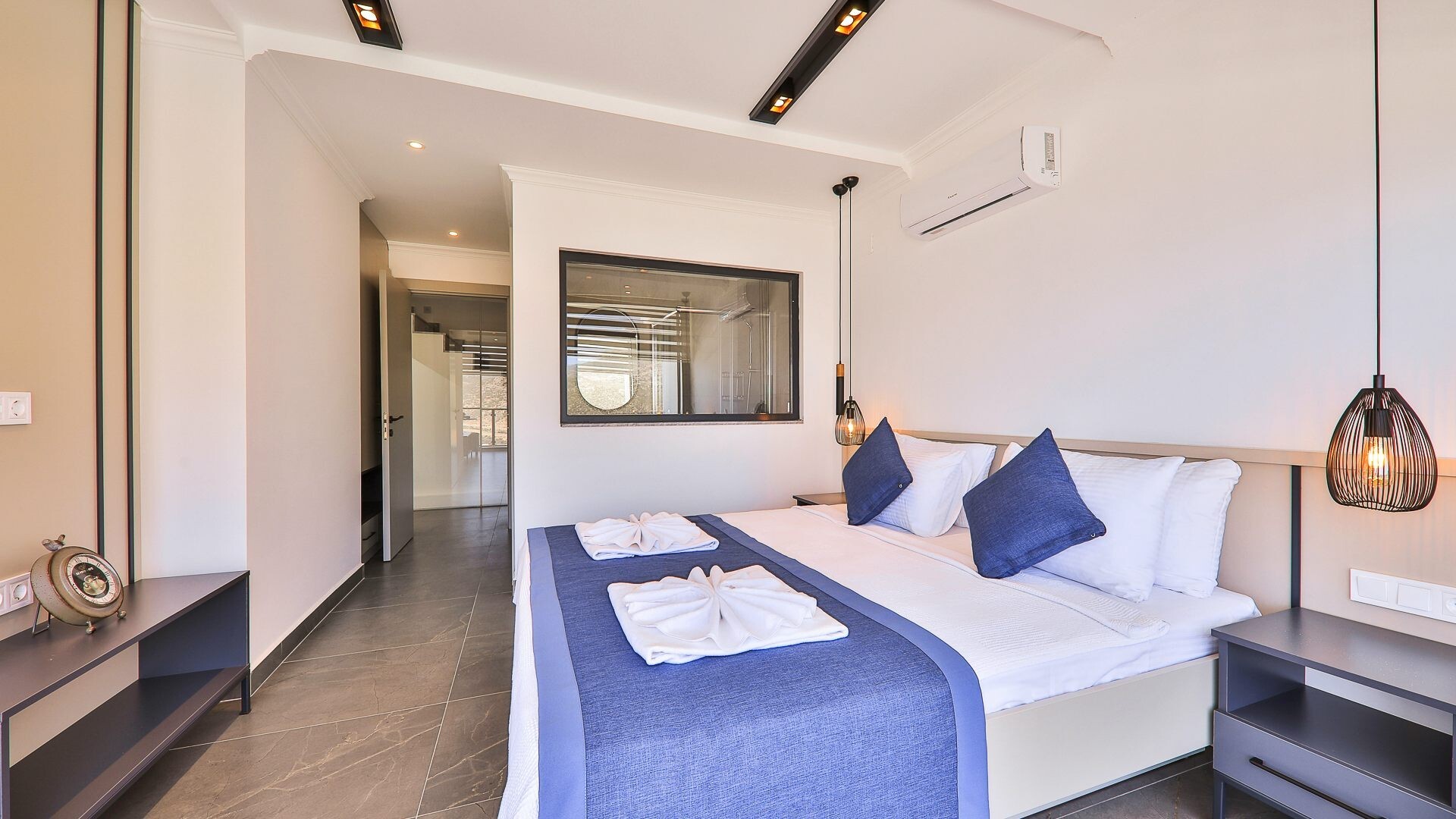 VBK26408 Villa Booking