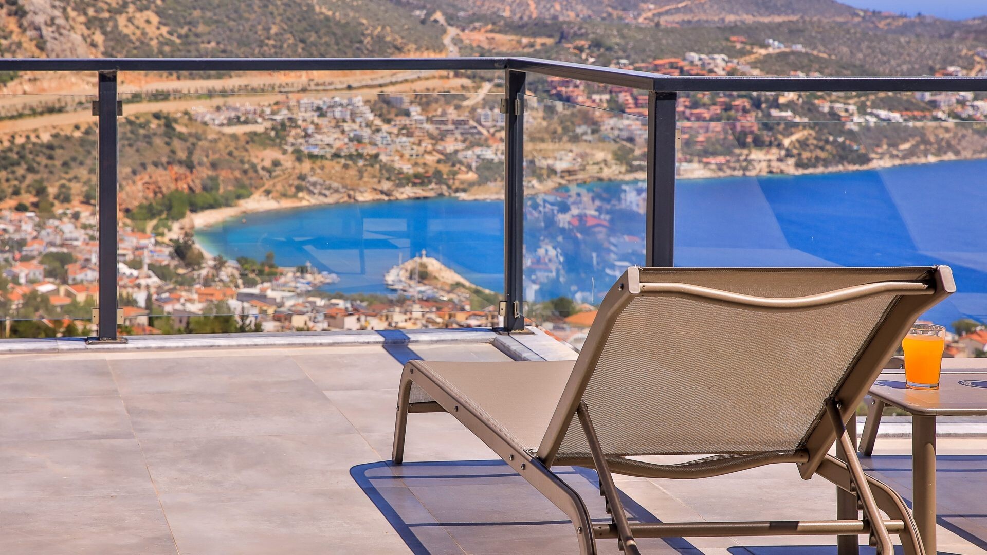 VBK26408 Villa Booking