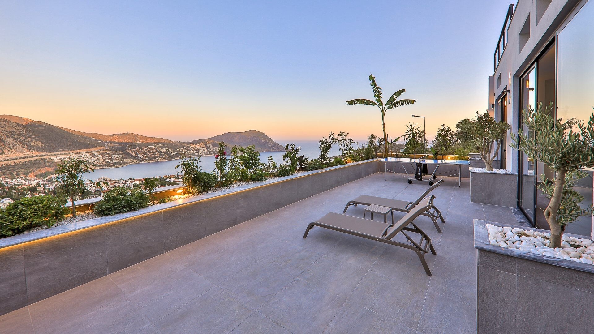 VBK26408 Villa Booking