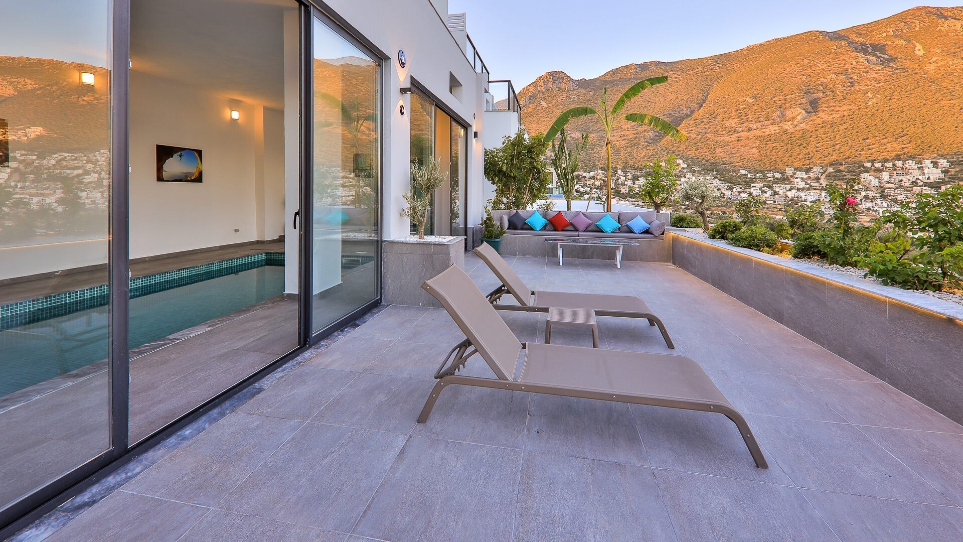 VBK26408 Villa Booking