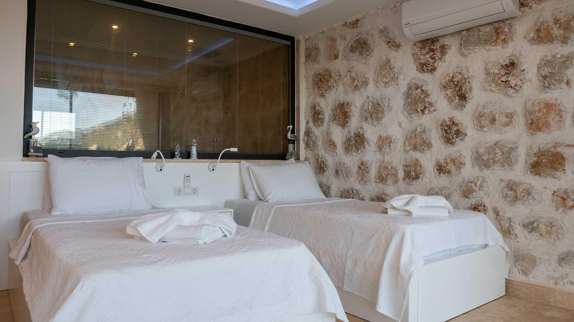 VBK81474 Villa Booking