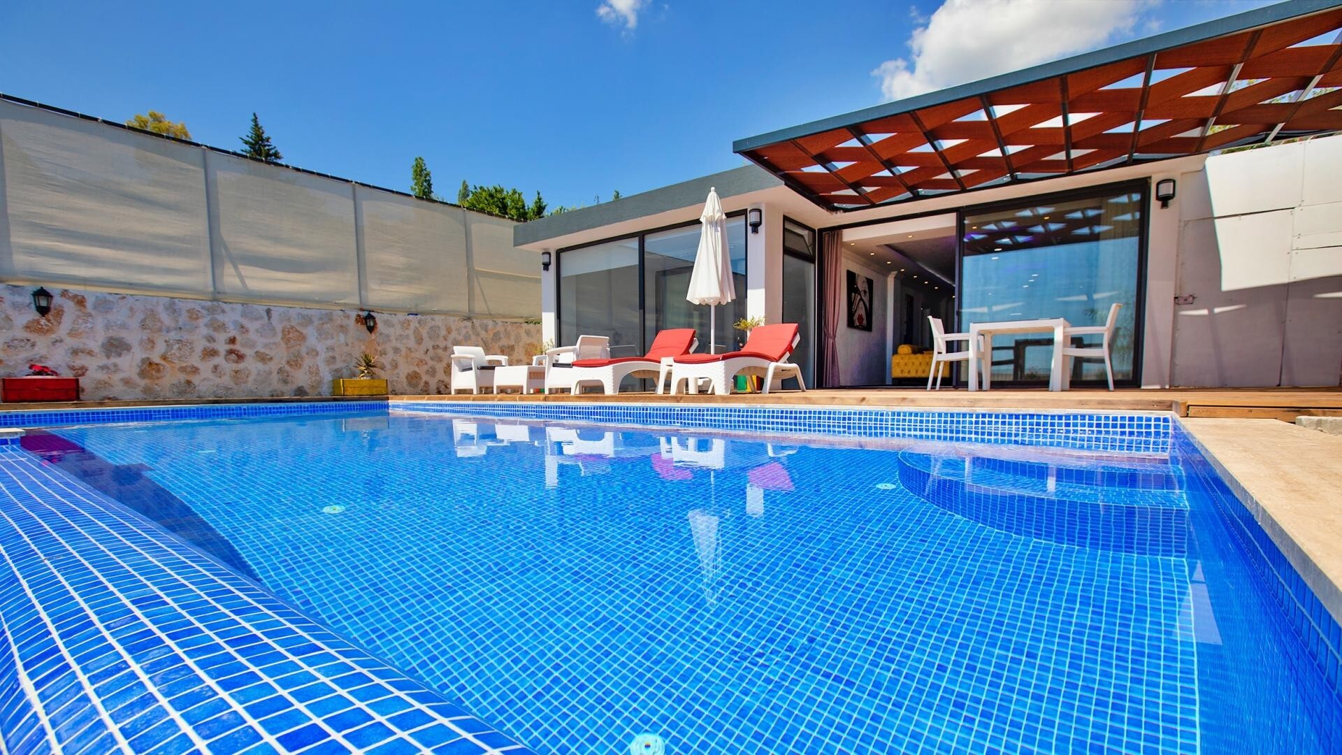 VBK70327 Villa Booking
