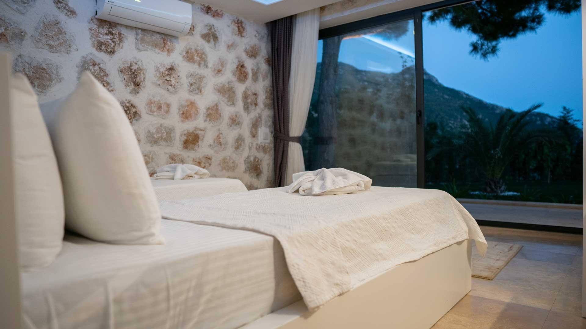 VBK81474 Villa Booking