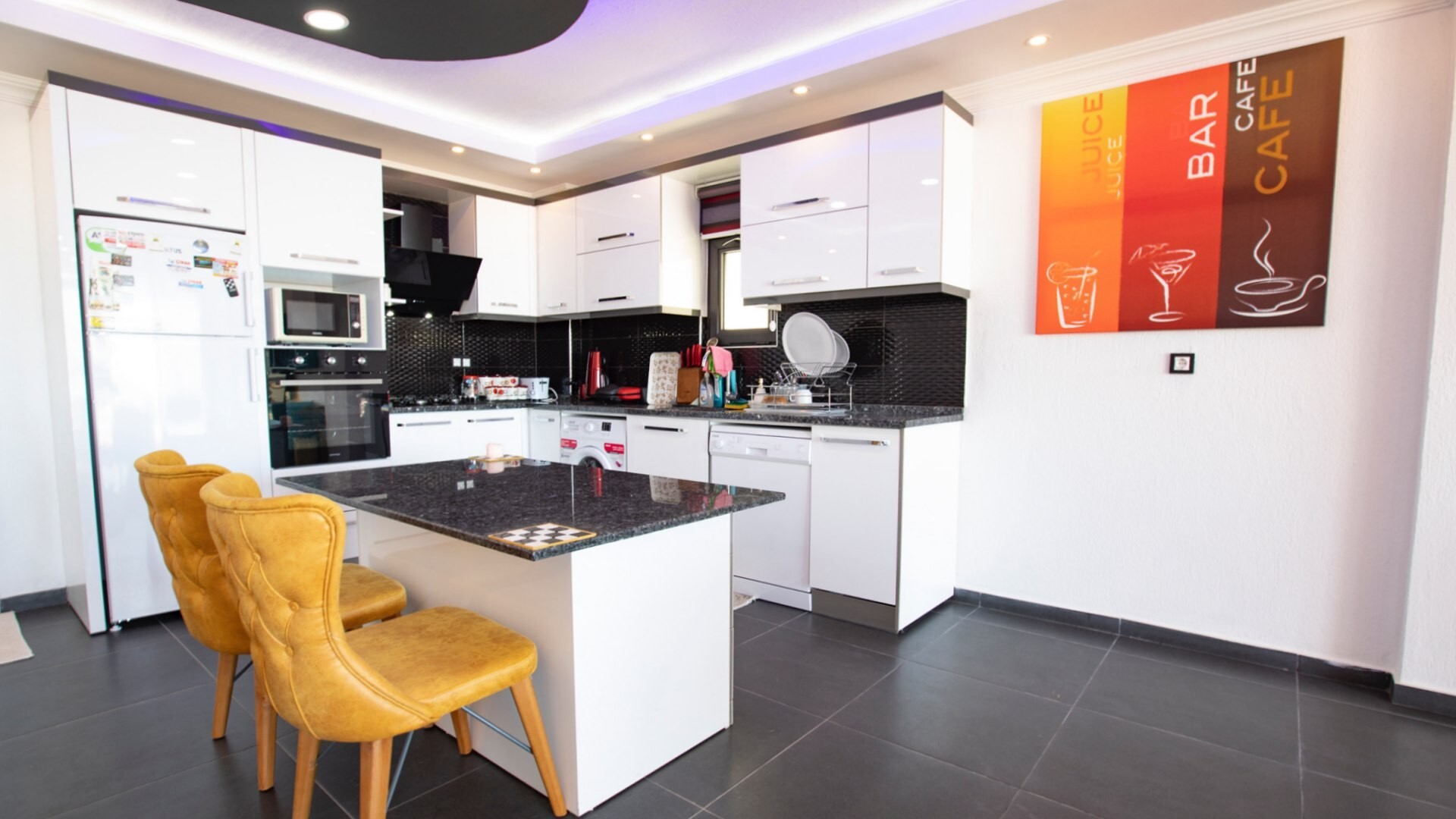 VBK70327 Villa Booking