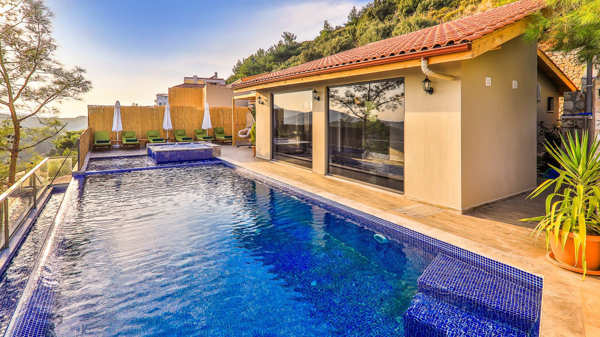 VBK74211 Villa Booking