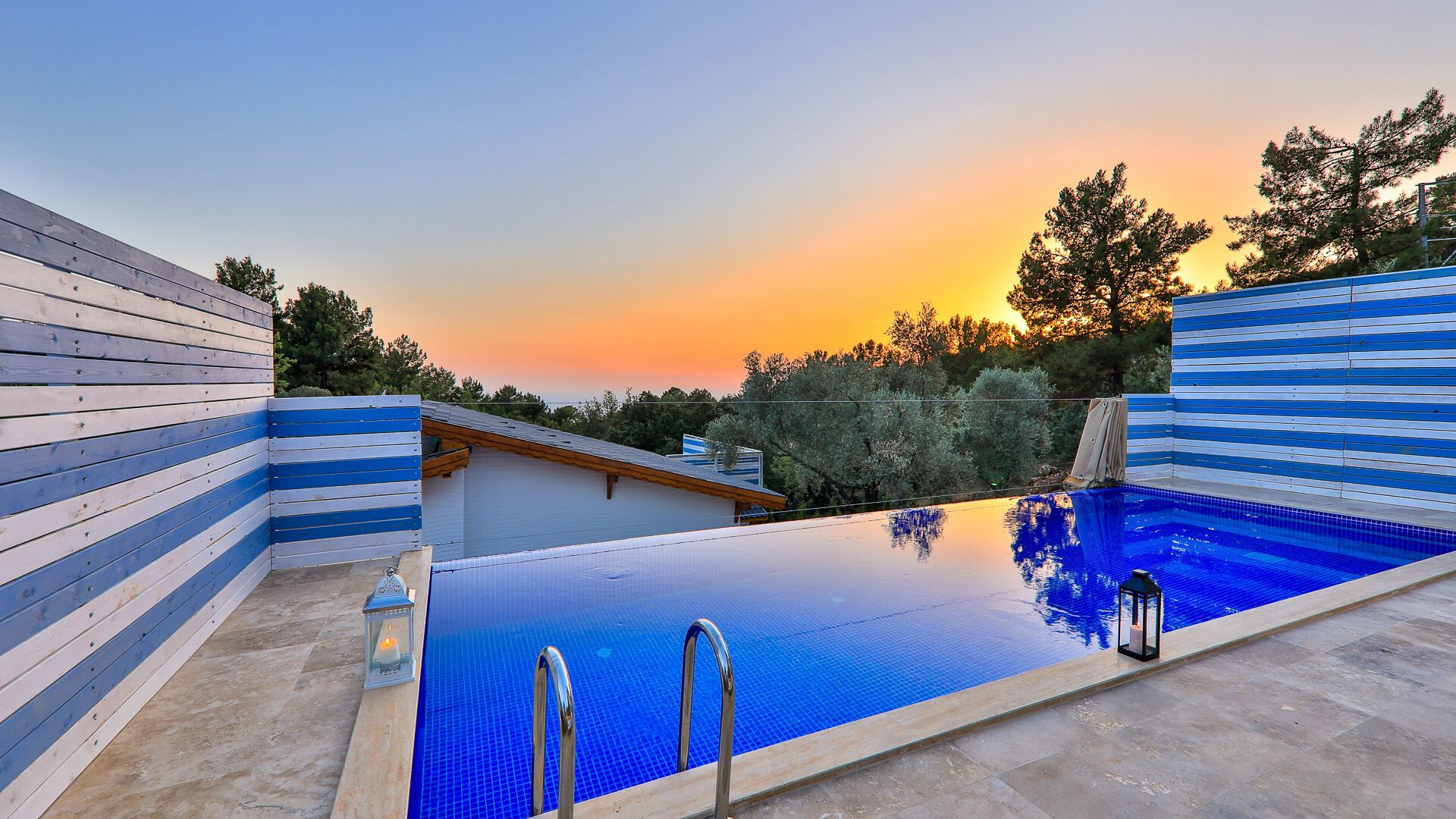 VBK95212 Villa Booking