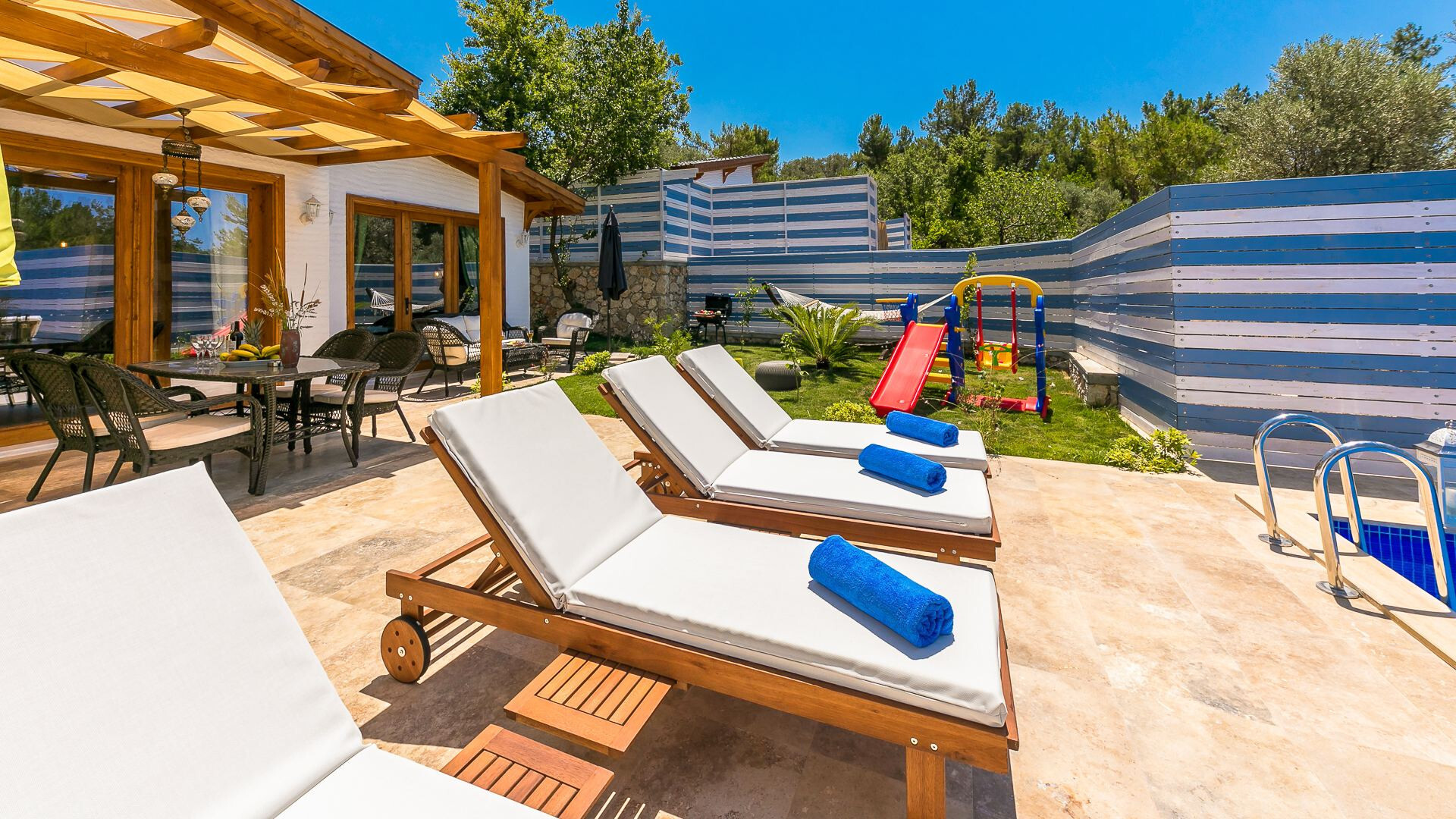 VBK95212 Villa Booking