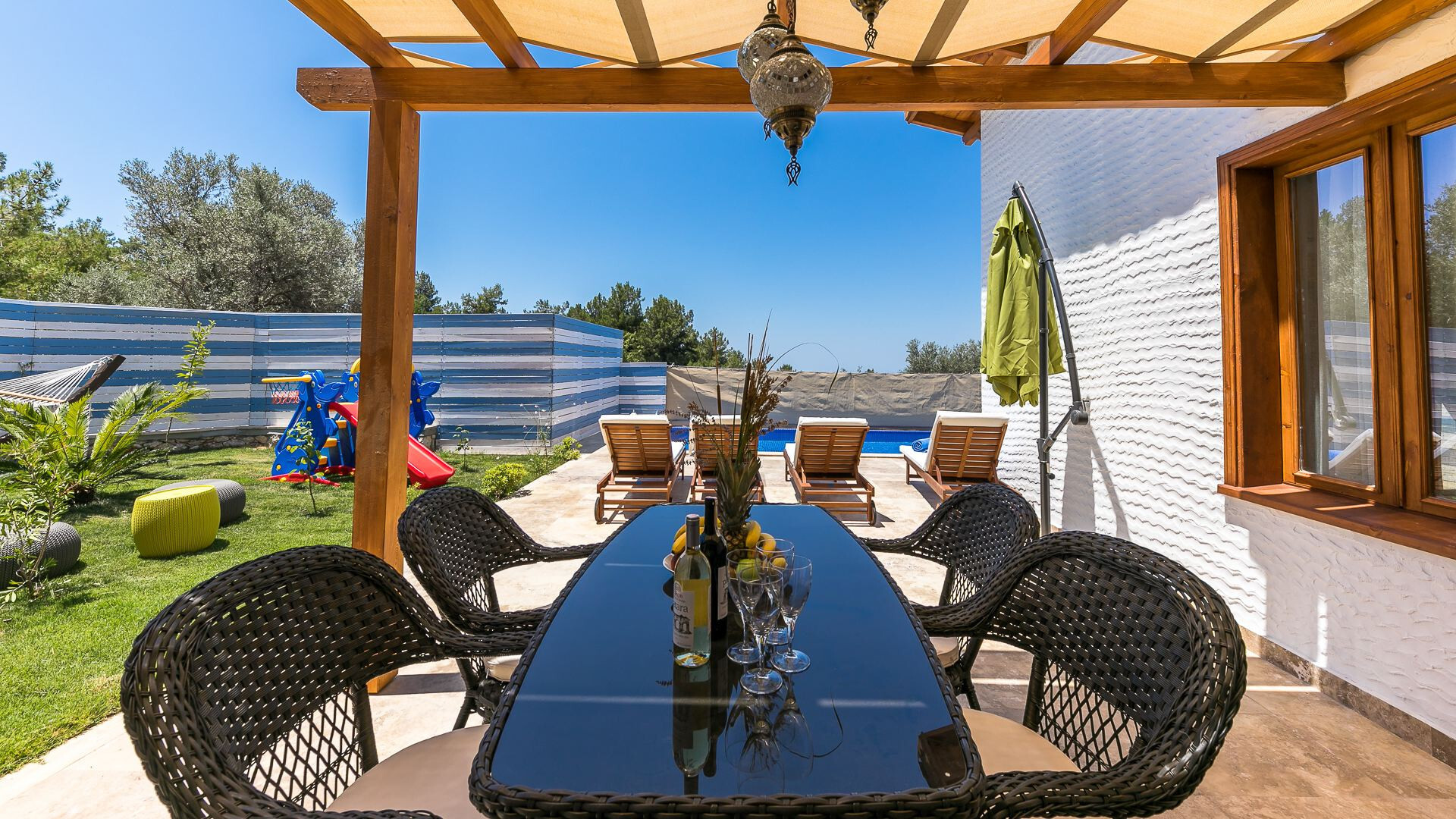 VBK95212 Villa Booking