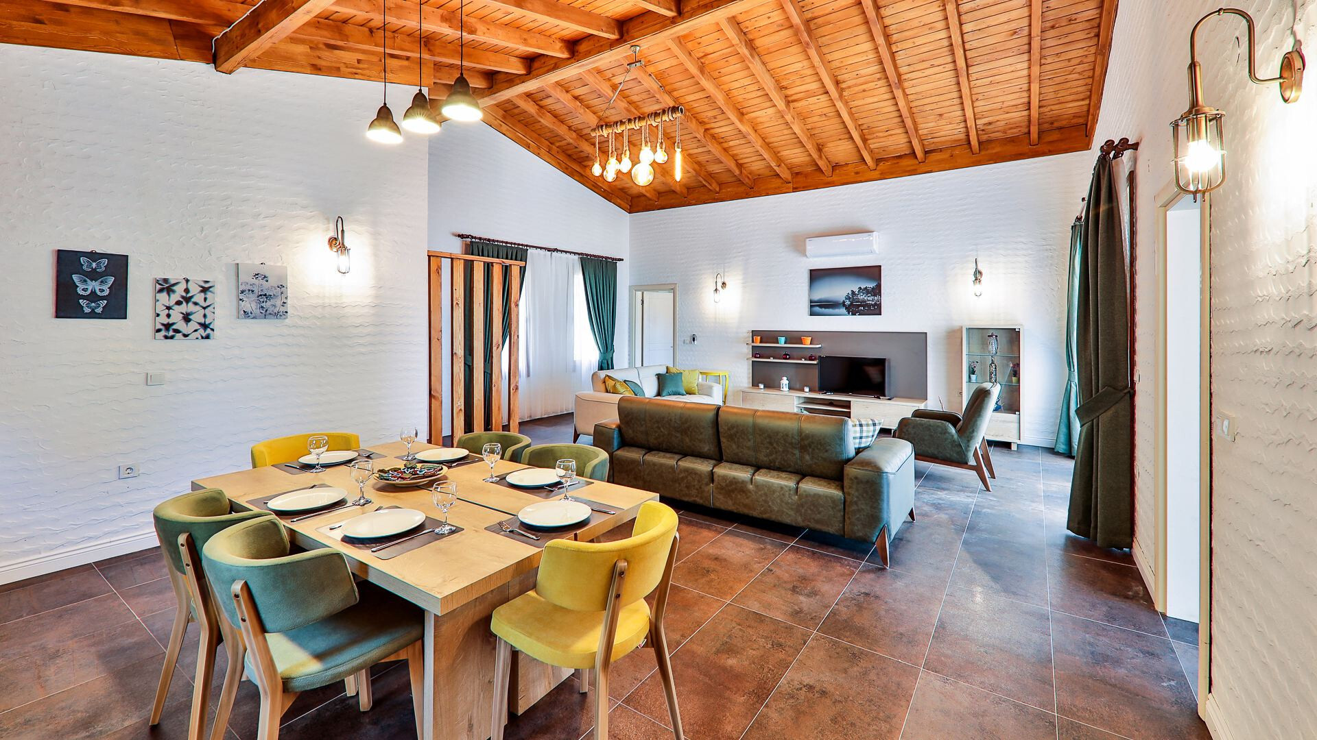 VBK95212 Villa Booking