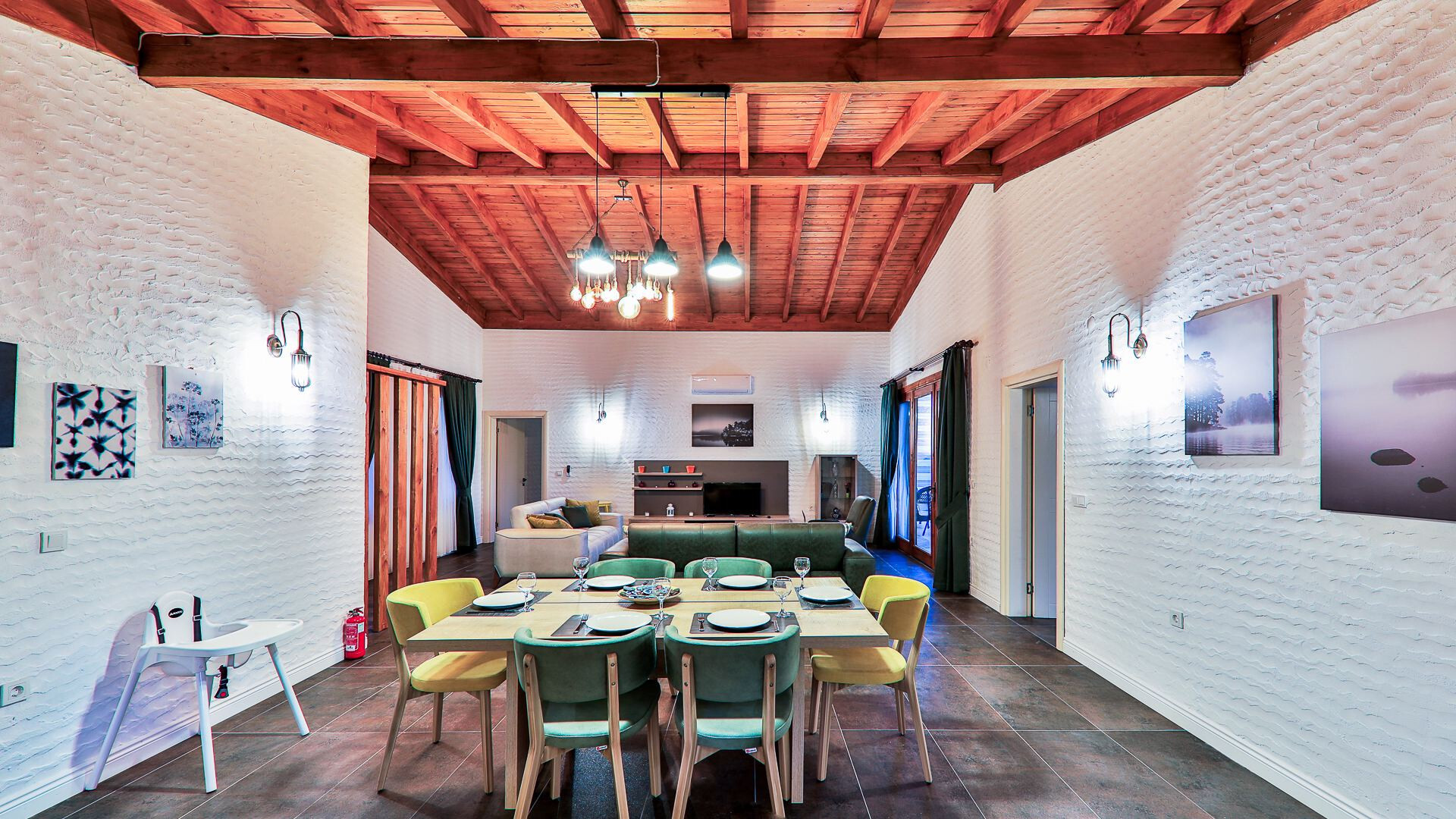 VBK95212 Villa Booking