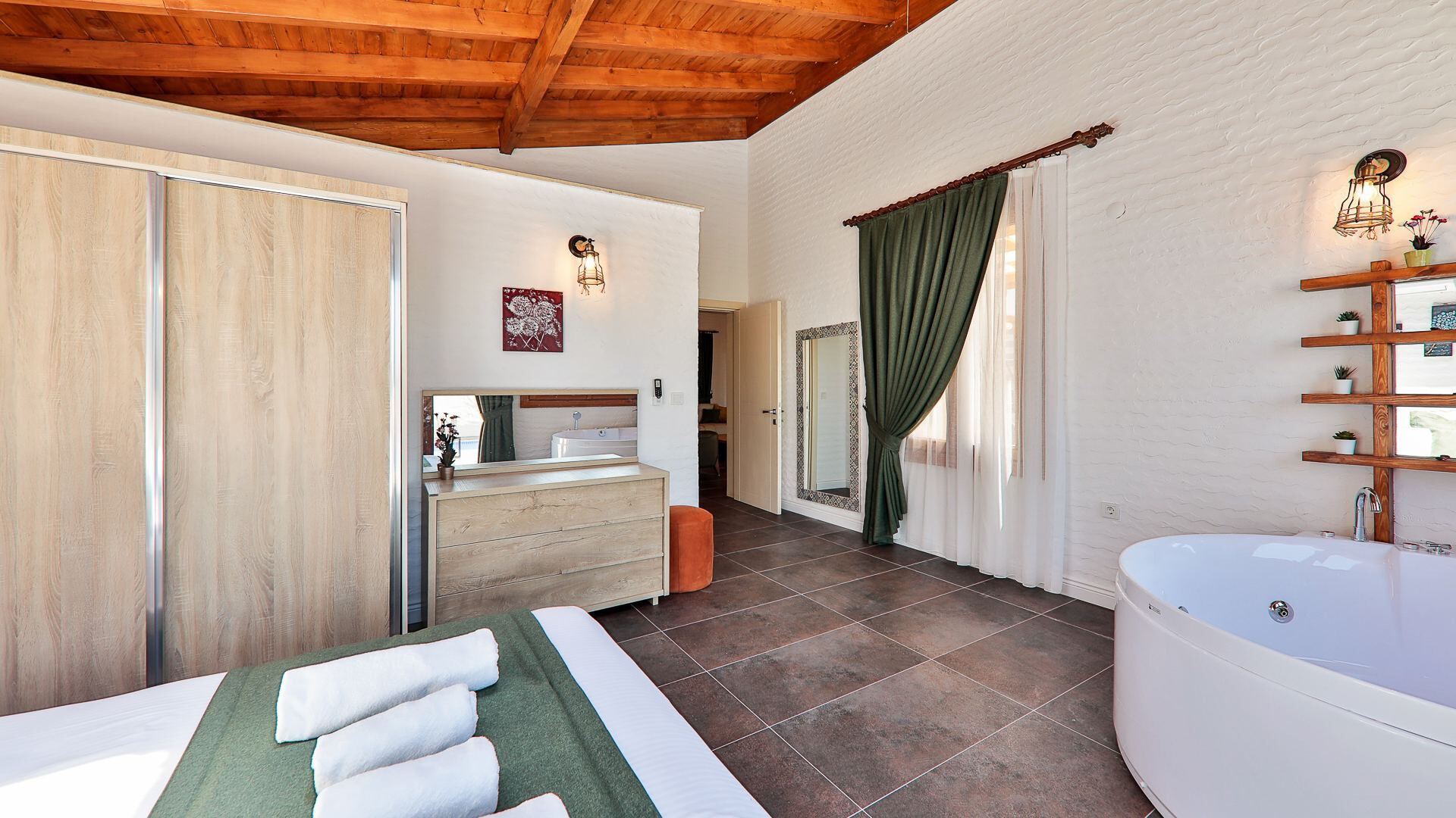 VBK95212 Villa Booking