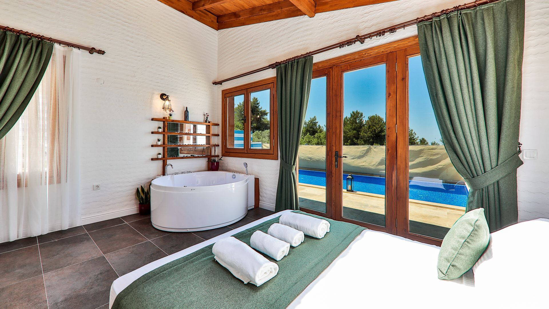 VBK95212 Villa Booking