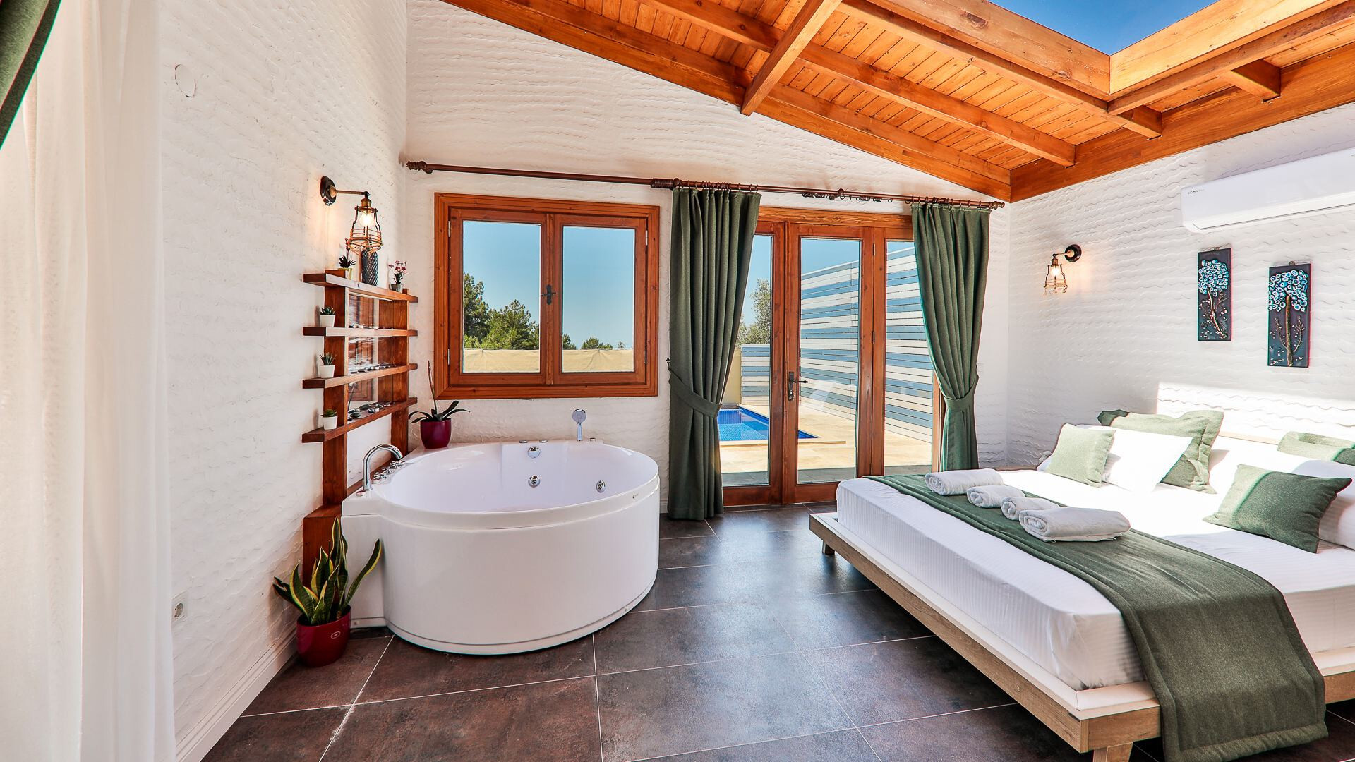 VBK95212 Villa Booking