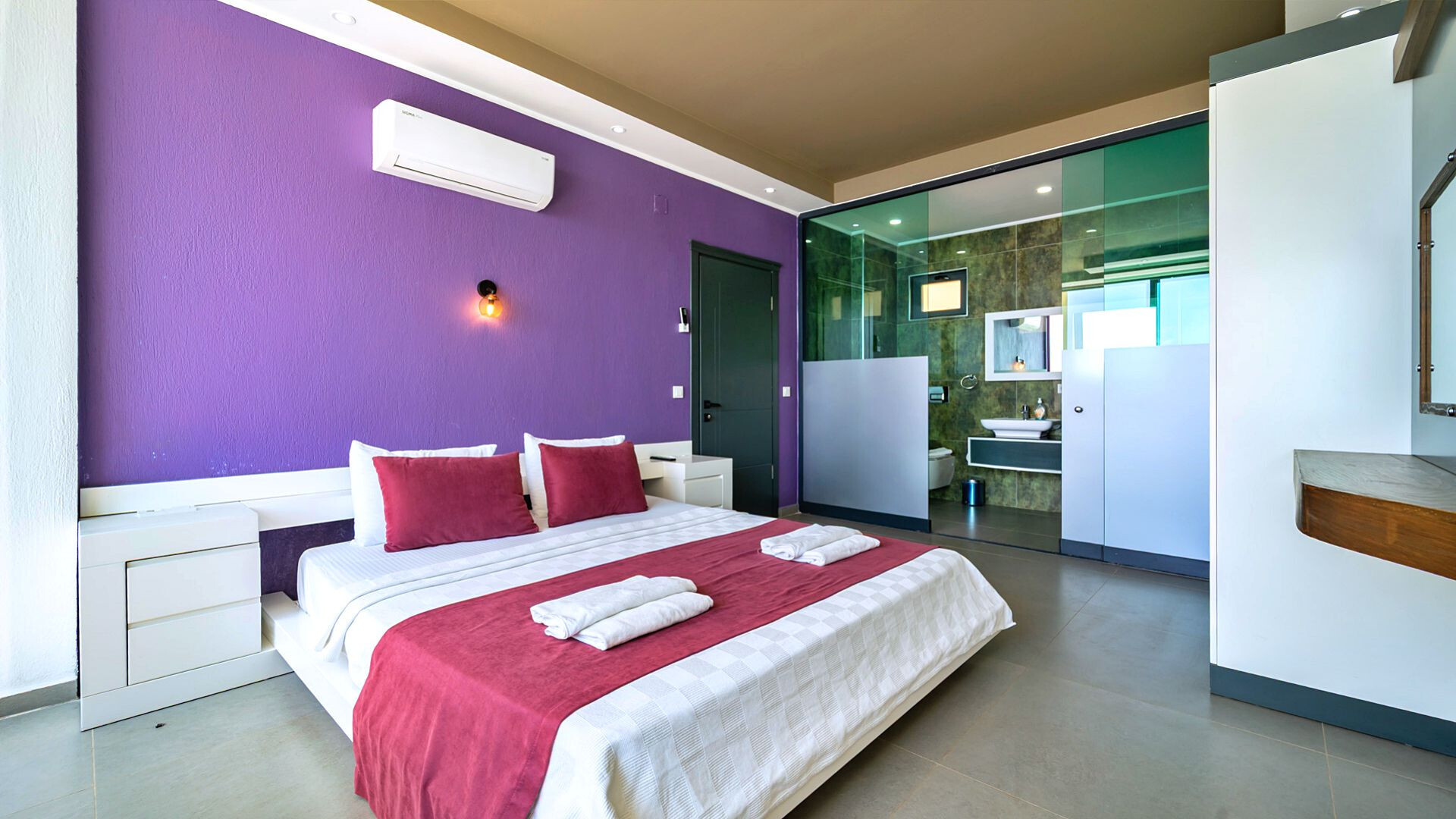 VBK95062 Villa Booking