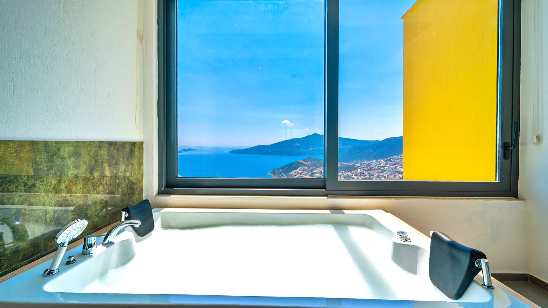 VBK95062 Villa Booking